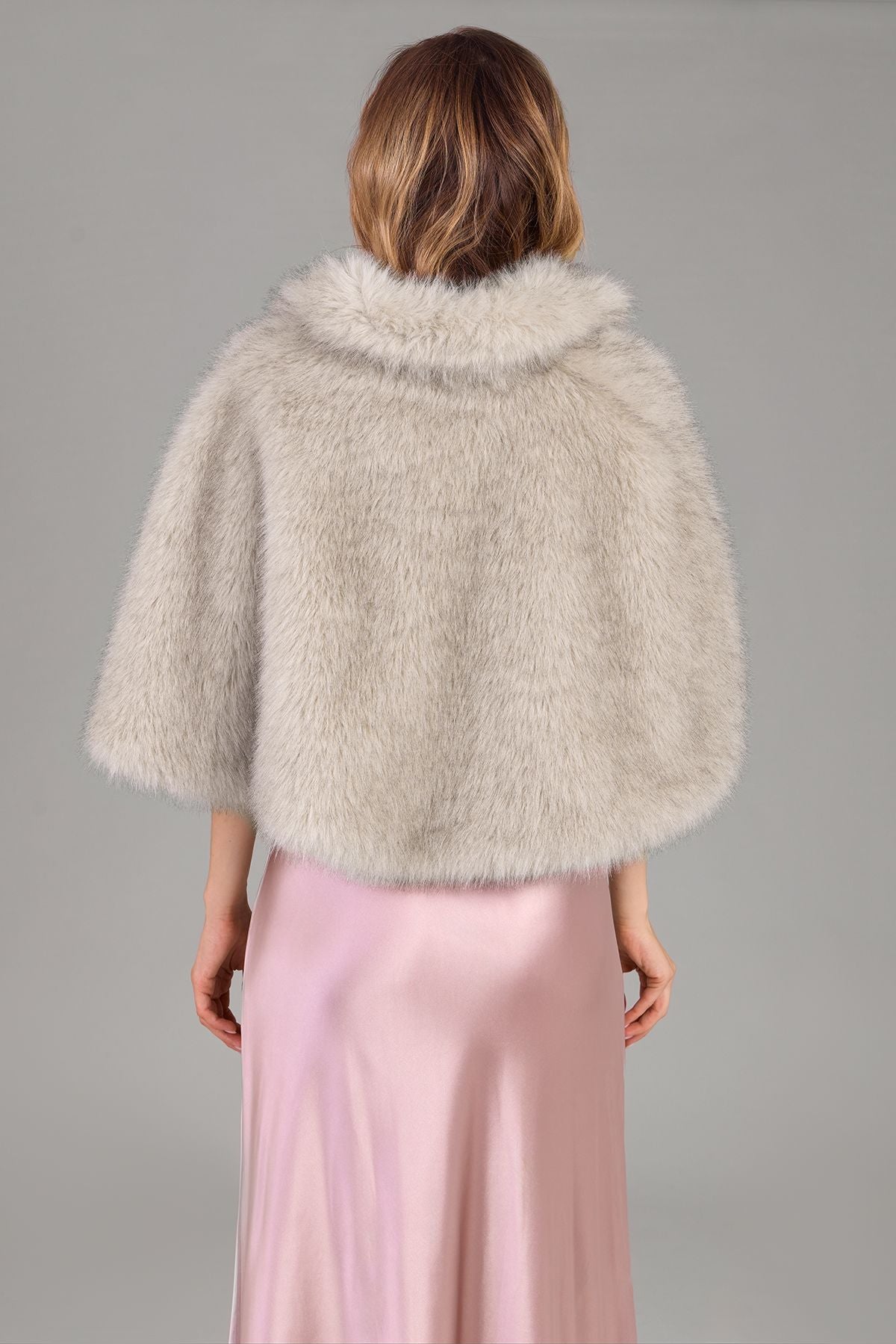 Stylish Upturned Collar Fur Capelet - Elegant Winter Fashion Accessory for Women | Perfect for Parties, Weddings & Evening Events