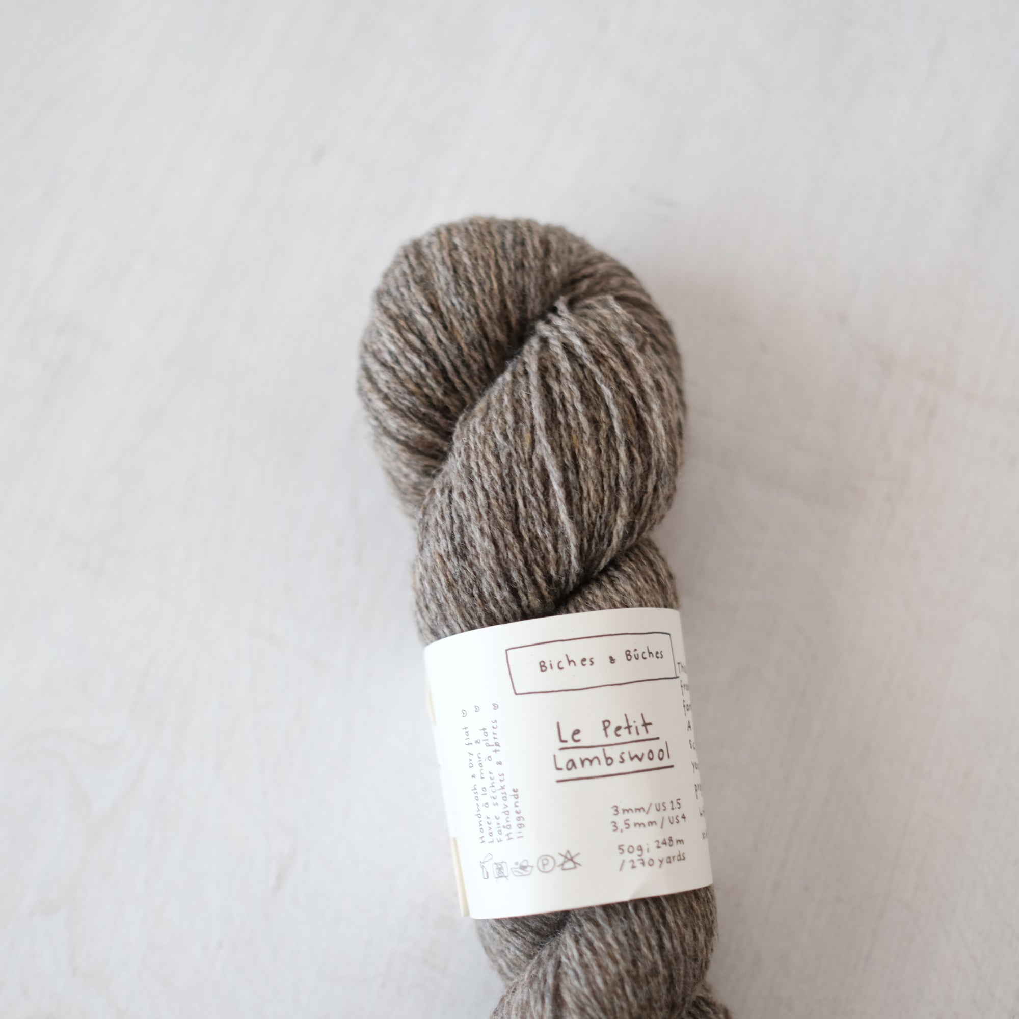 Grey Brown / gris brun