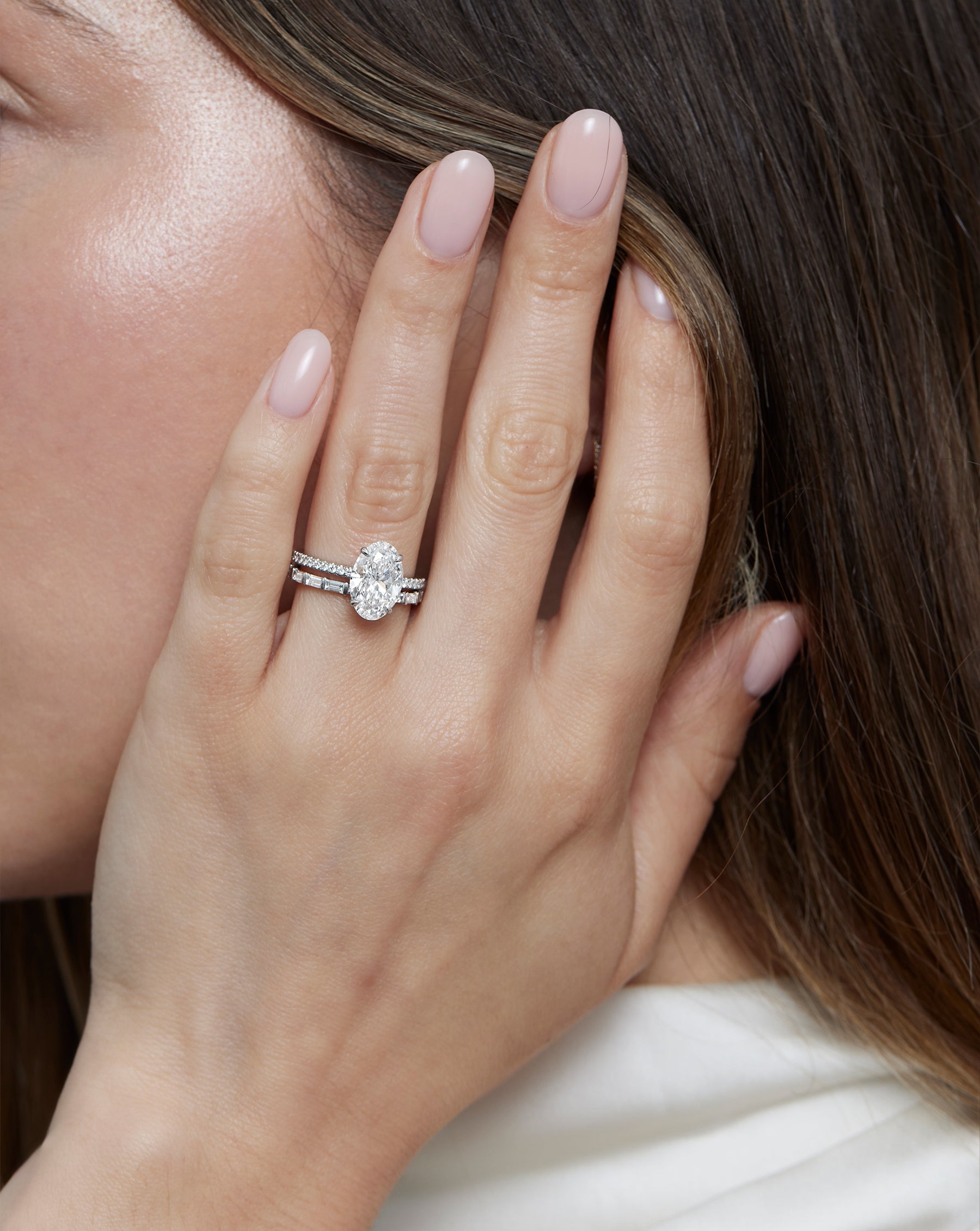 Elegant Baguette Bar Eternity Band Ring - 14K Gold or Platinum Wedding Band for Women, Stackable Thin Diamond Ring for Anniversary, Engagement, or Bridal Jewelry Gift