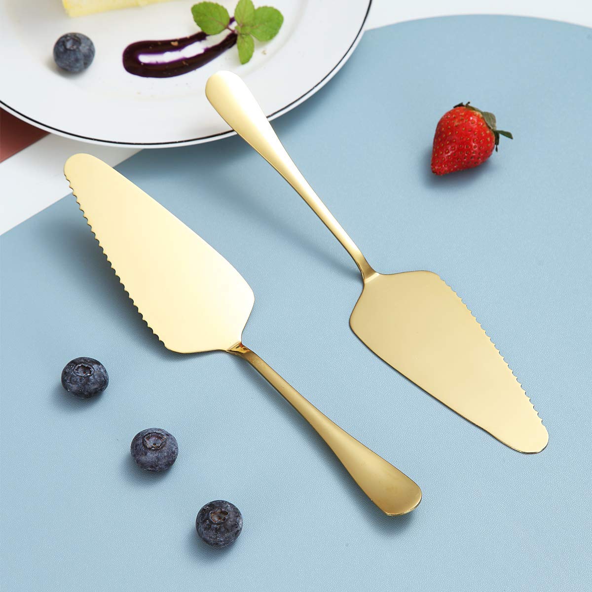 Kyraton 2-Piece Gold Cake Pie Pastry Server Set - Stainless Steel Wedding Cake Knife & Server, Elegant Golden Cake Cutter for Weddings, Parties & Special Occasions - Perfect for Birthday Cakes, Dessert Tables & Anniversary Celebrations