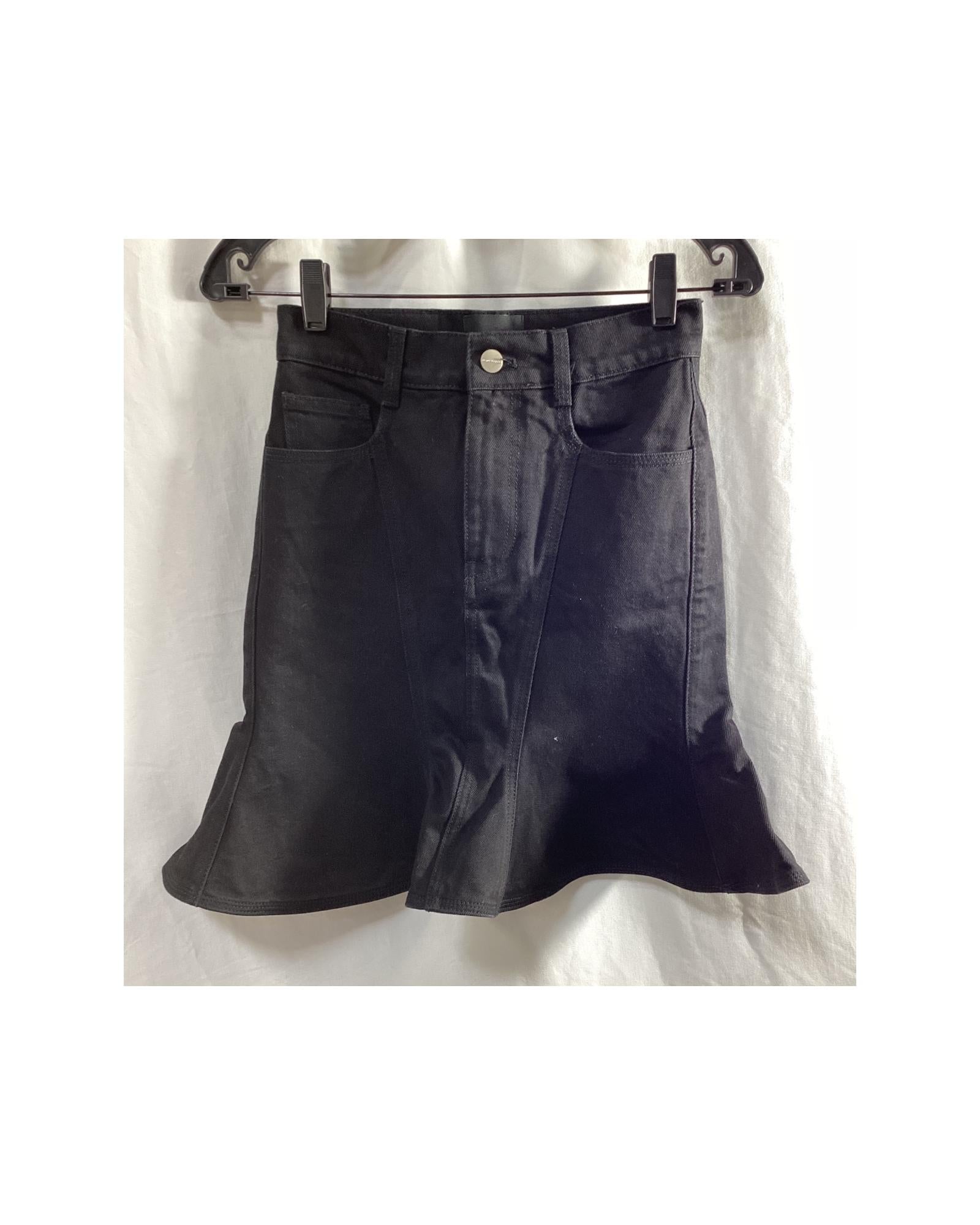 Stylish Aline Denim Mini Skirt for Women - High Waist Stretch Denim Skirt with Pockets - Perfect for Casual Outfits, Parties and Date Nights