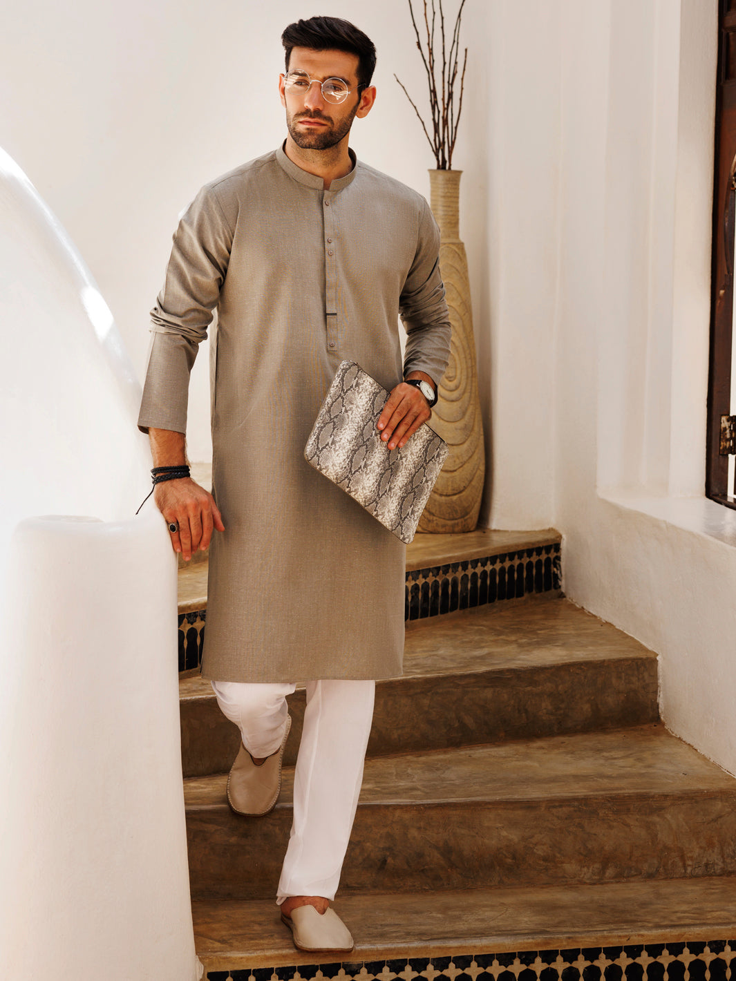 Stylish Light Green Blended Kurta for Women - Comfortable & Trendy Indian Tunic Top - Perfect for Festivals, Parties & Casual Wear