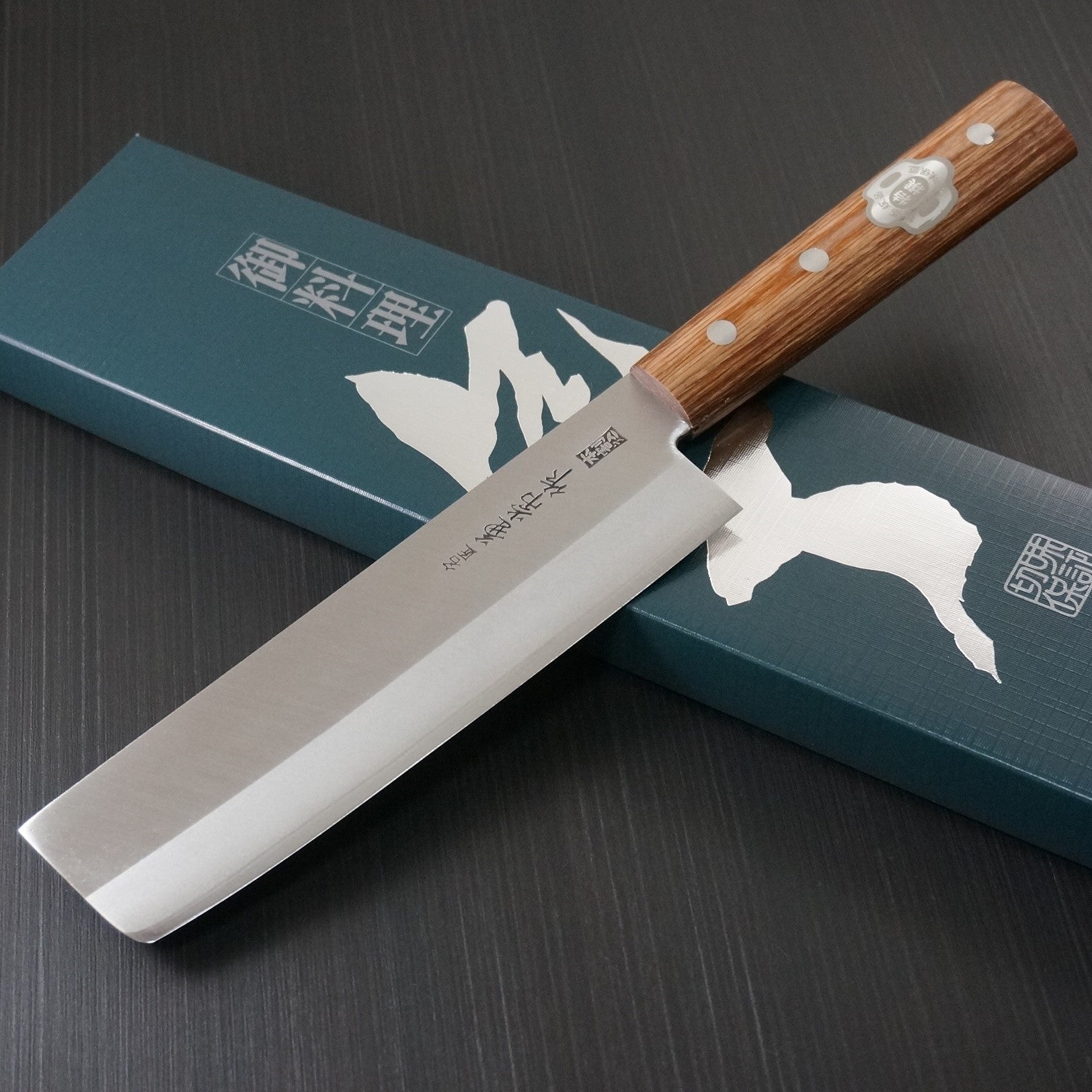 Premium Kanetsune Seki Takefu Shiro 2 Clad Stainless Steel Usuba Nakiri Knife 165mm - Japanese Vegetable & Sushi Knife for Professional Chefs & Home Cooking
