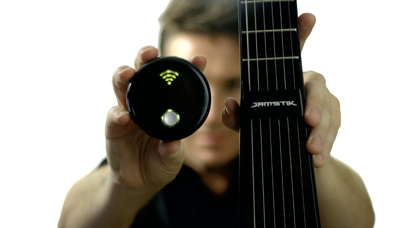 Wireless MIDI Adapter for iOS Devices - Seamless Music Production & Live Performance Connectivity for iPhone & iPad