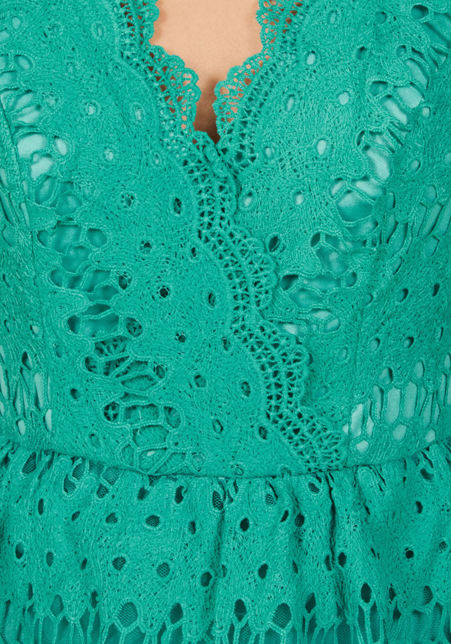 Elegant Jade Green Lace Dress for Women - Perfect for Weddings, Parties & Special Occasions