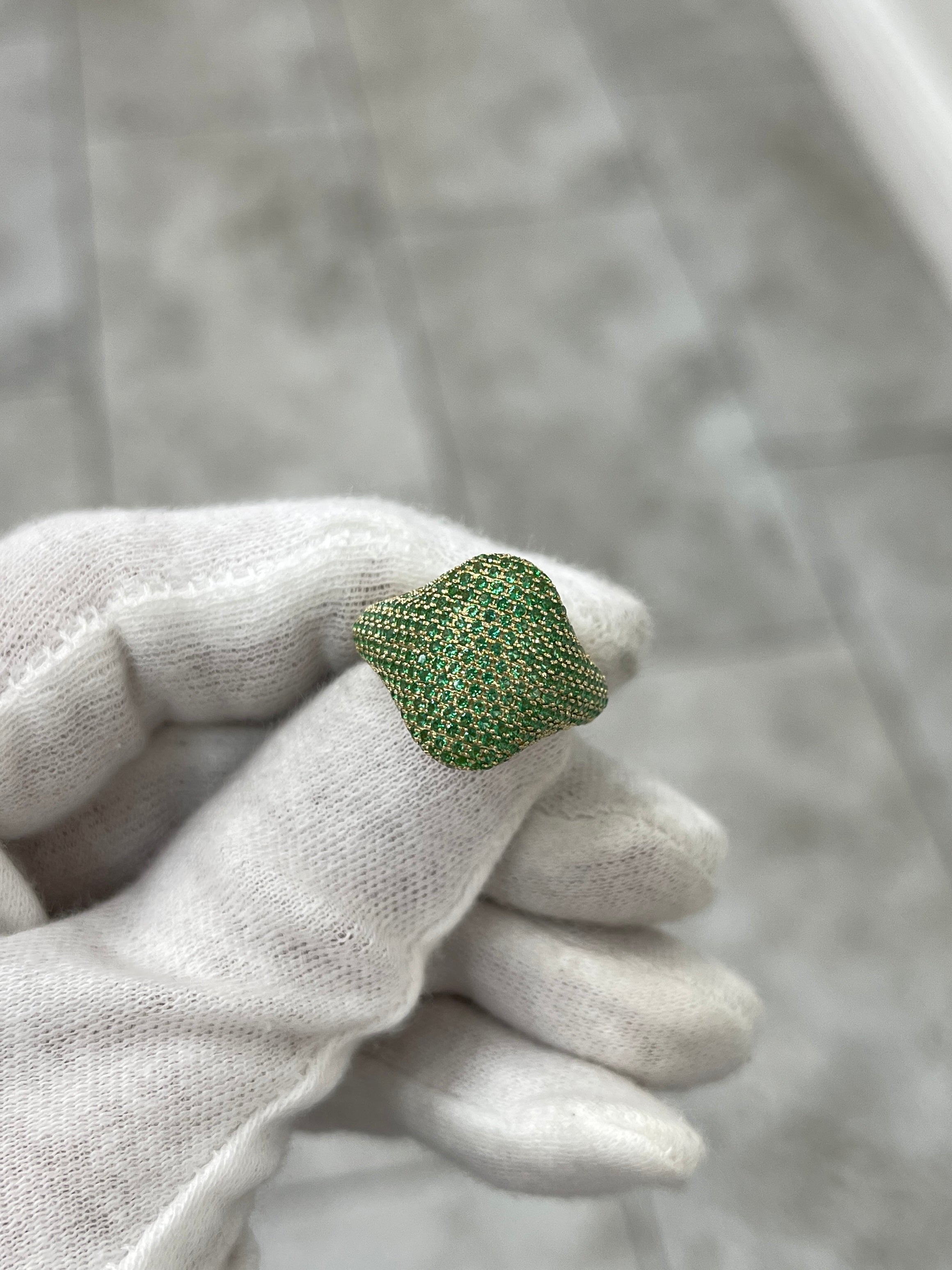 2.01 Carat Total Weight (CTW) Emerald Pave Signet Ring in 14K Gold - Elegant Jewelry for Women, Perfect for Weddings, Anniversaries & Special Occasions