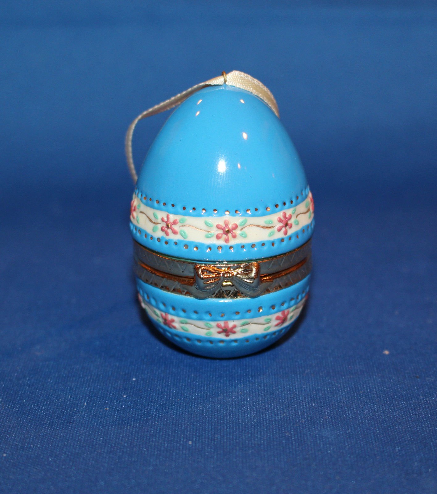 1999 Hallmark Easter Ornament - Duck Easter Egg Surprise 1st in Series QEO8377 | Collectible Holiday Decor for Easter & Spring Celebrations