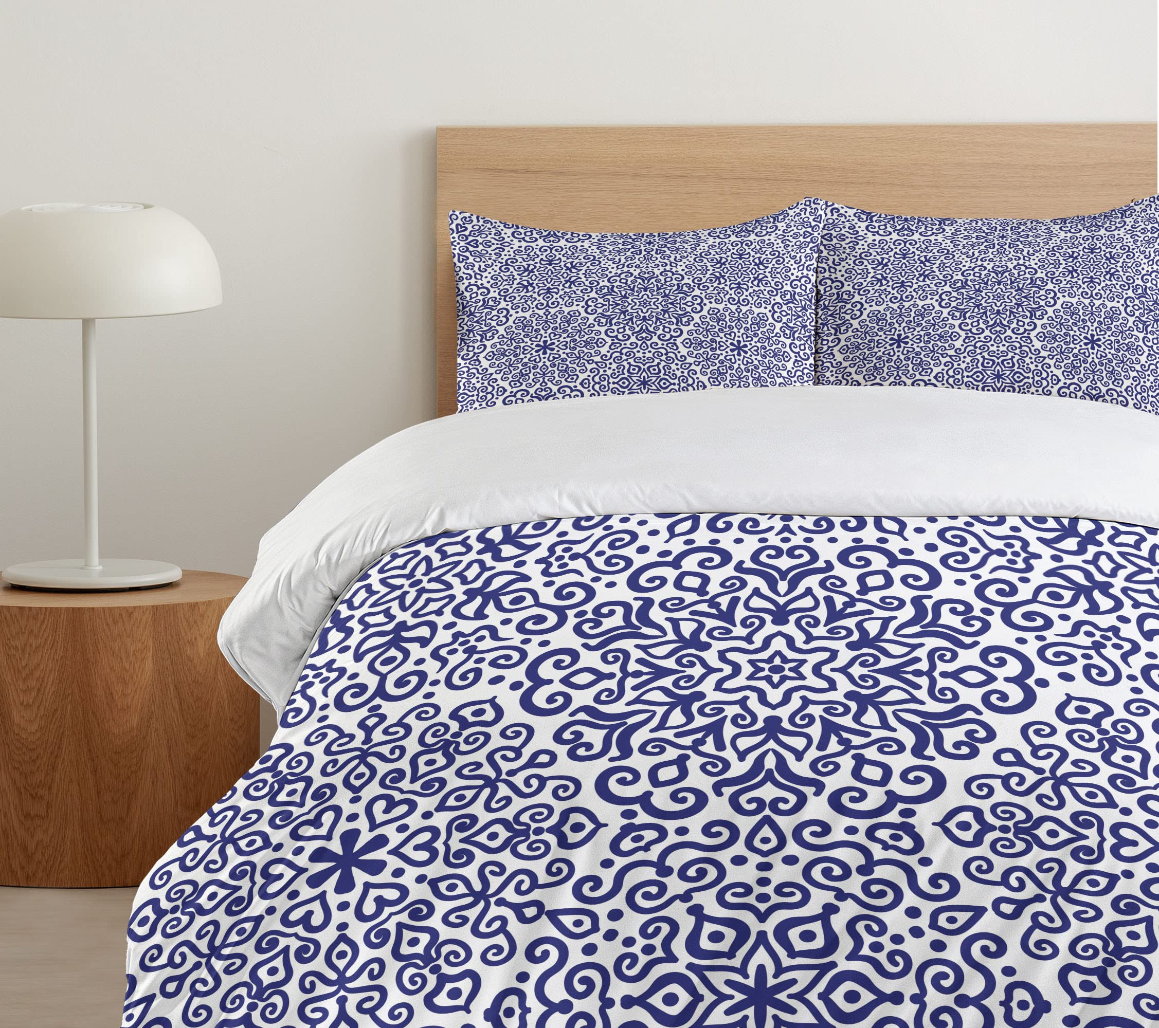 Ambesonne Indigo Mandala Duvet Cover Set - Trippy Floral Hearts Design on Plain Backdrop, 3-Piece California King Bedding Set with 2 Pillow Shams, Indigo & White - Perfect for Bohemian Bedroom Decor & Meditation Spaces