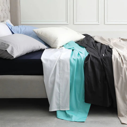 Luxury 400 Thread Count Egyptian Cotton Sateen White King Size Pillowcase Set - Ultra Soft & Breathable Bedding by Logan & Mason Platinum - Perfect for Hotels, Master Bedrooms & Luxury Home Decor