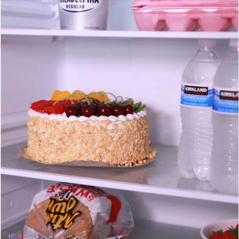 Avanti 29.5 Inch Freestanding French Door Refrigerator - 17.5 Cu. Ft. Capacity, 3 Door Design, Stainless Steel Finish (FFFDS175L3S) - Perfect for Modern Kitchens, Open Floor Plans & Entertaining Spaces