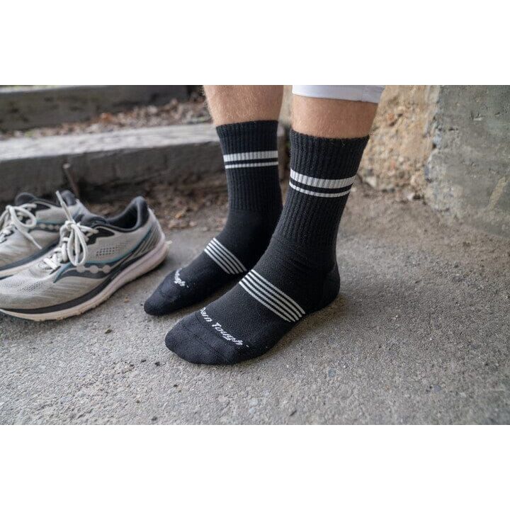DARN TOUGH Element Micro Crew Lightweight Running Socks for Men - Moisture-Wicking & Cushioned Performance Socks for Running, Hiking & Outdoor Activities
