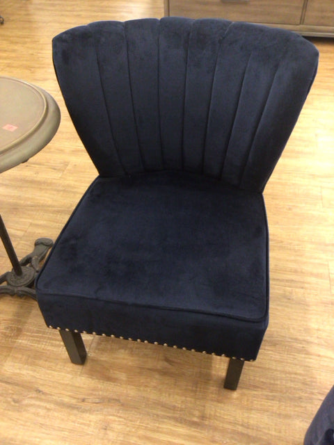 Navy Blue Velvet Slipper Chair for Living Room - Soft Upholstered Accent Chair with Wooden Legs, Perfect for Bedroom, Lounge & Reading Nook