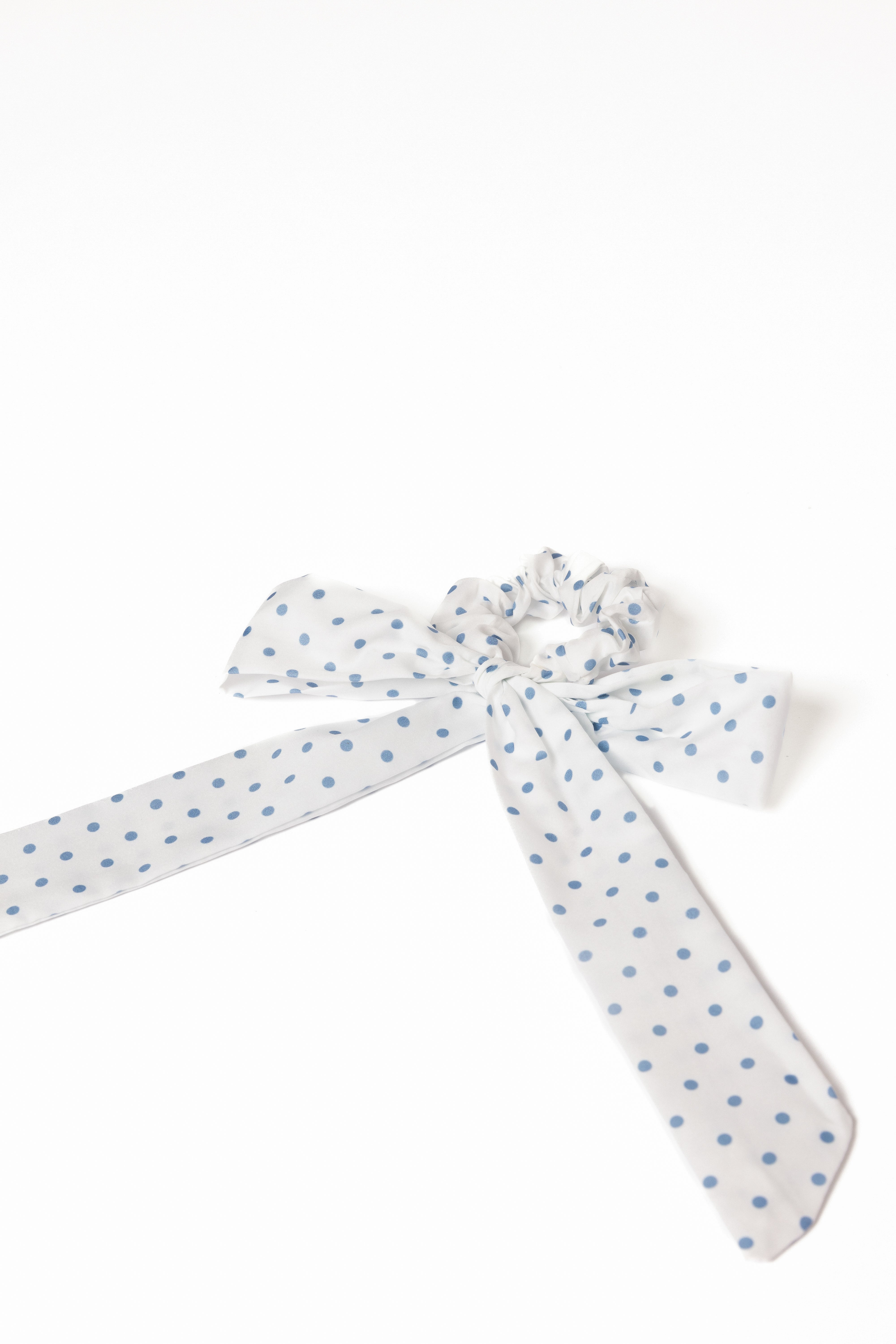 Cass Bow Scrunchie Hair Tie - Elegant White Hair Accessory for Women & Girls - Perfect for Parties, Weddings, and Everyday Style