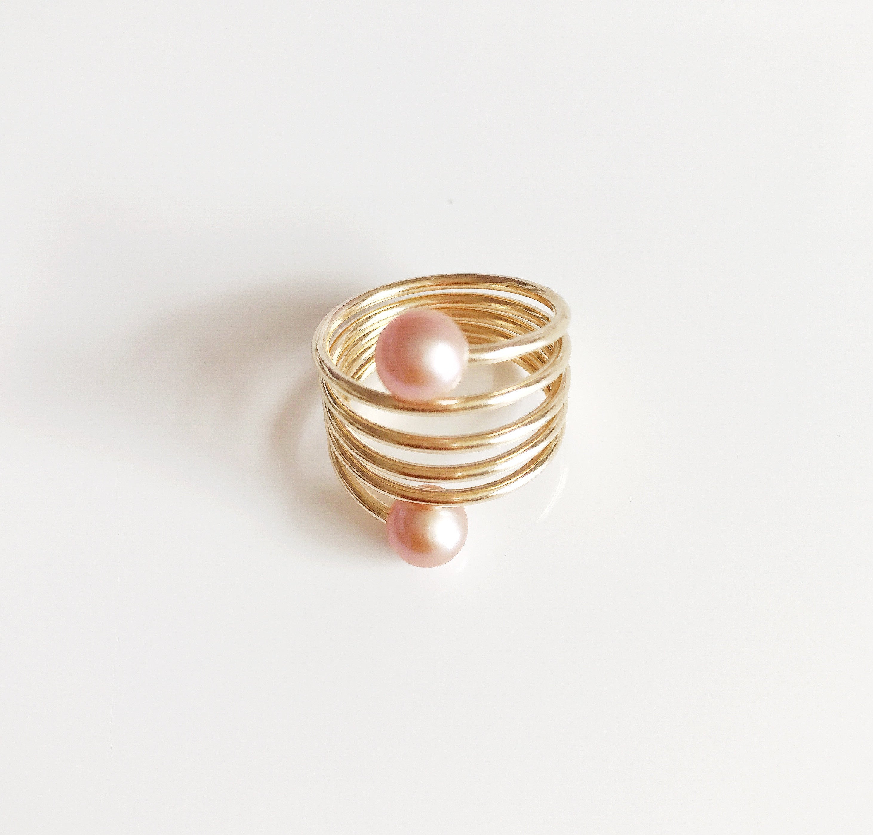 Ring CAMILA - Pink Pearl Statement Ring (R160) | Elegant Jewelry for Women | Perfect for Weddings, Parties & Special Occasions