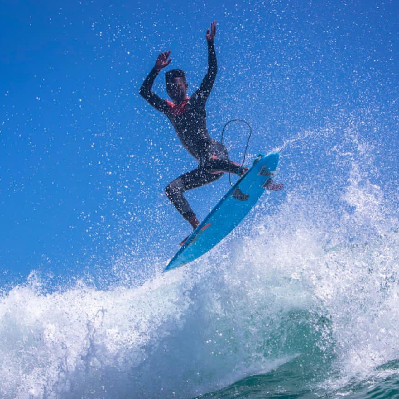 O'Neill Youth 4/3mm Full Ninja Chest Zip Wetsuit - Black/Ultra Blue/Digital Glow for Surfing, Diving & Water Sports