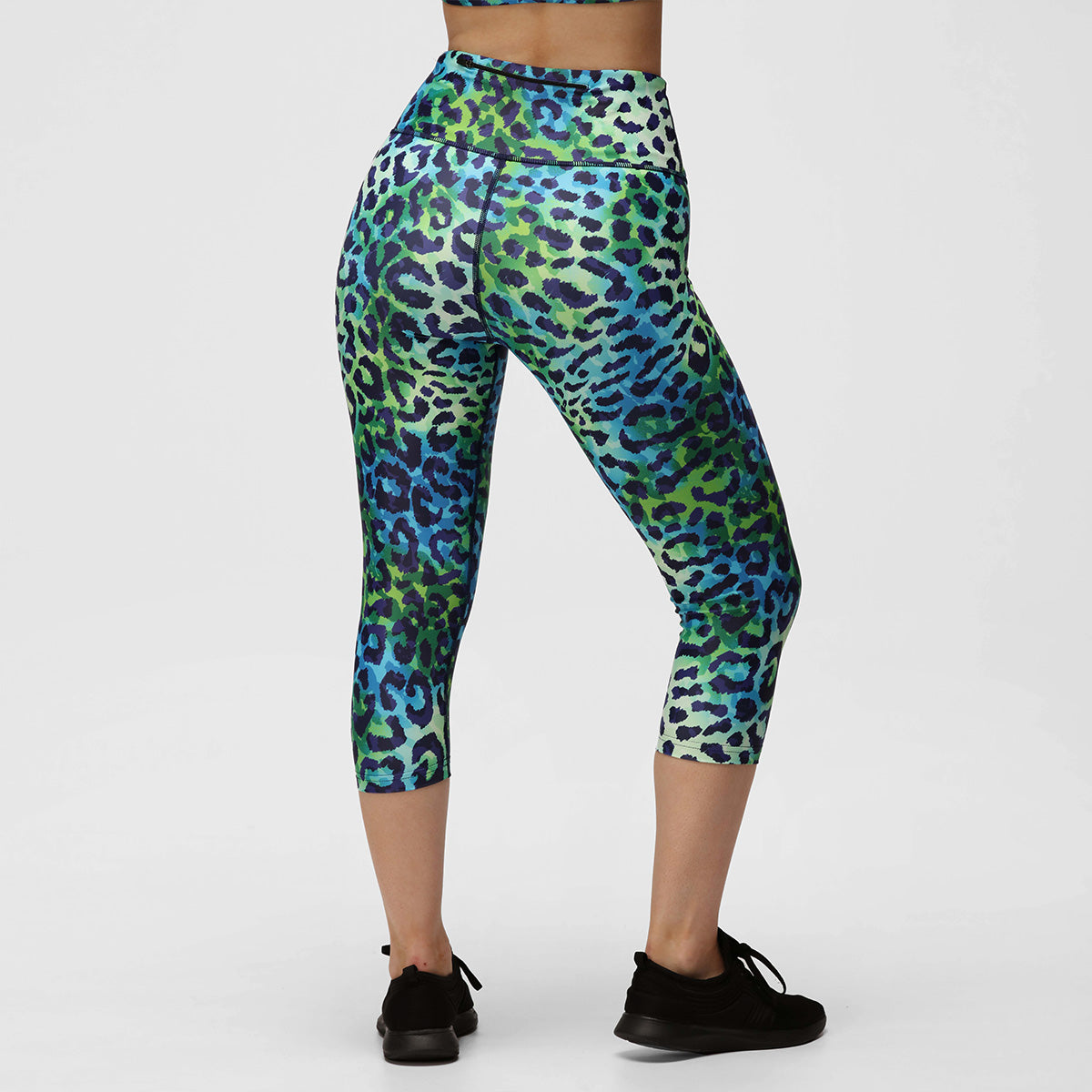 Earth Cat Capri - Stylish and Comfortable Women's Capri Pants for Casual Wear, Outdoor Activities, and Travel | Perfect for Summer and Spring Fashion