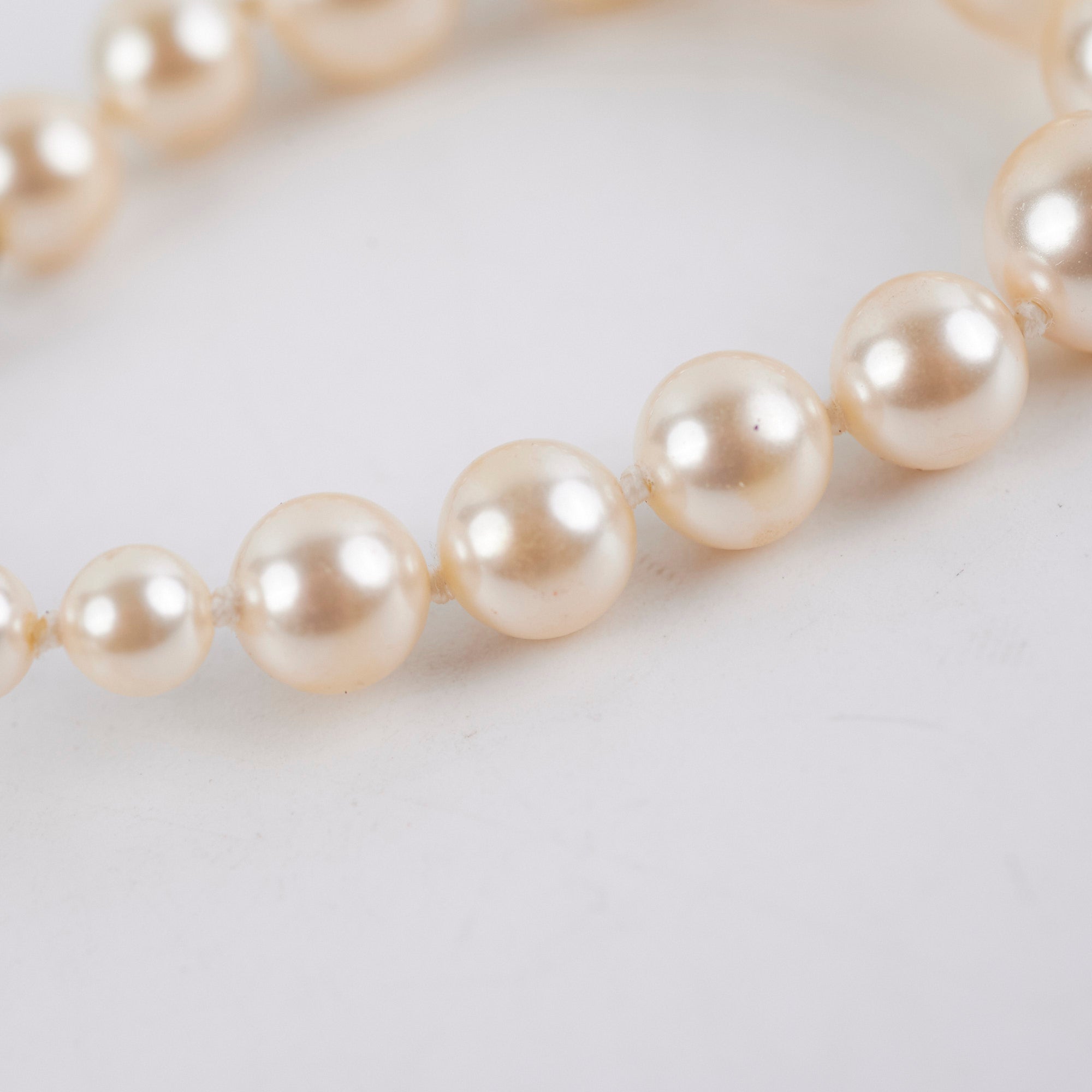 Chanel CC Logo Pearl Bracelet for Women - Luxury Fashion Jewelry Gift for Birthday, Anniversary & Special Occasions