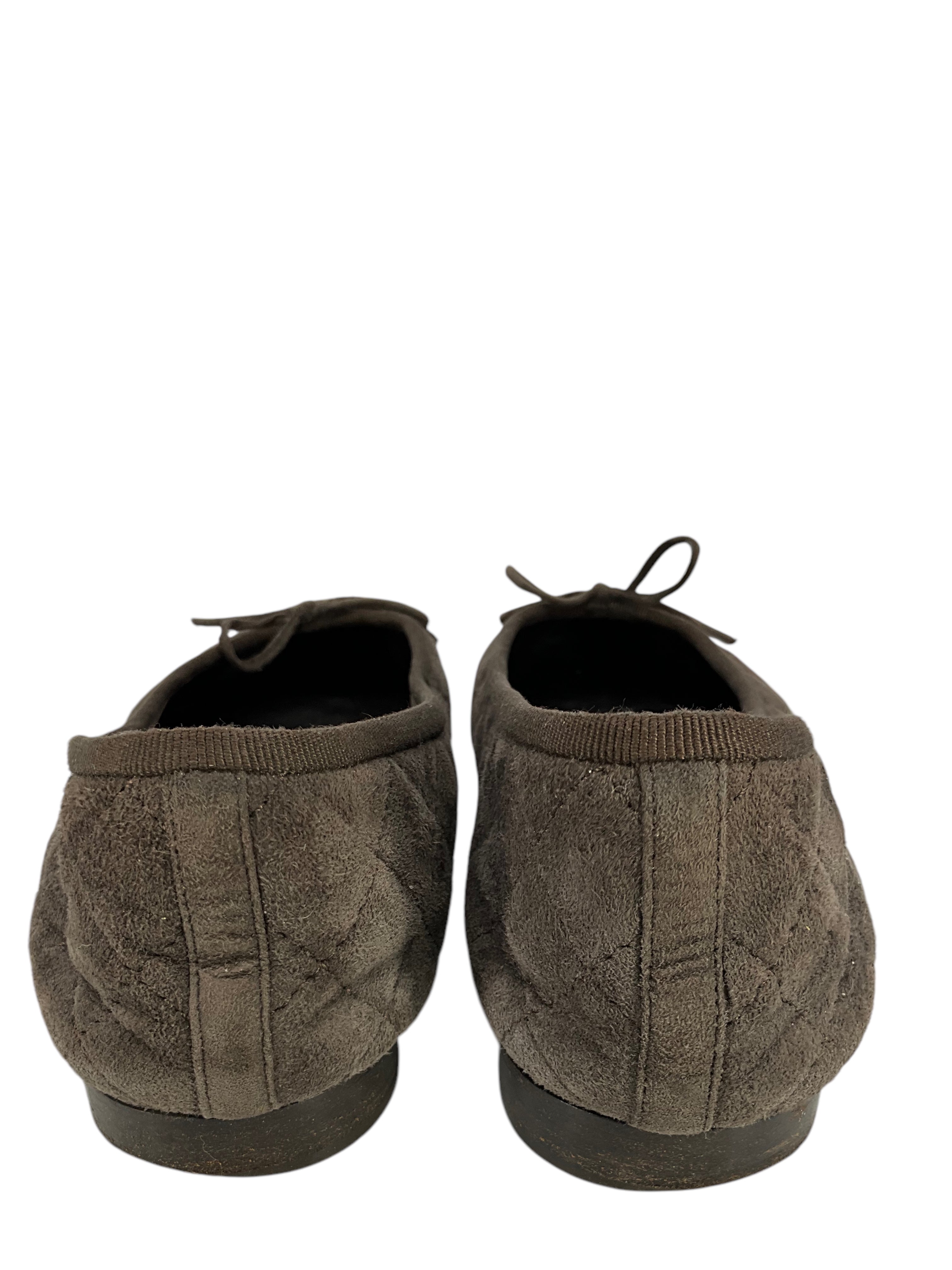 Chanel CC Cap Toe Suede Ballet Flats for Women - Size 8 | Comfortable & Stylish Shoes for Work, Date Night & Casual Outfits