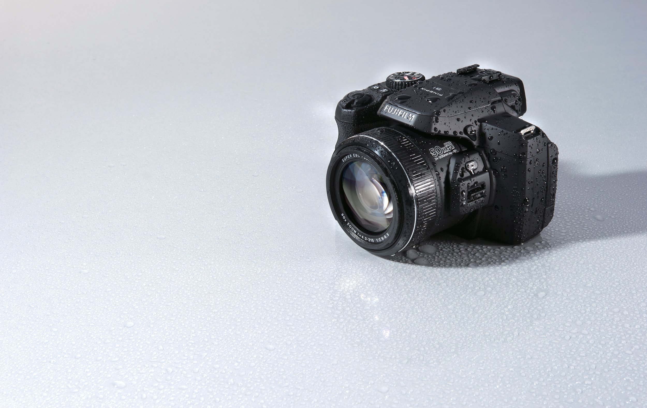 Fujifilm FinePix S1 16MP Waterproof Digital Camera with 50x Optical Zoom, 3.0-Inch LCD, WiFi & GPS (Black) - Perfect for Travel, Outdoor Adventures & Wildlife Photography