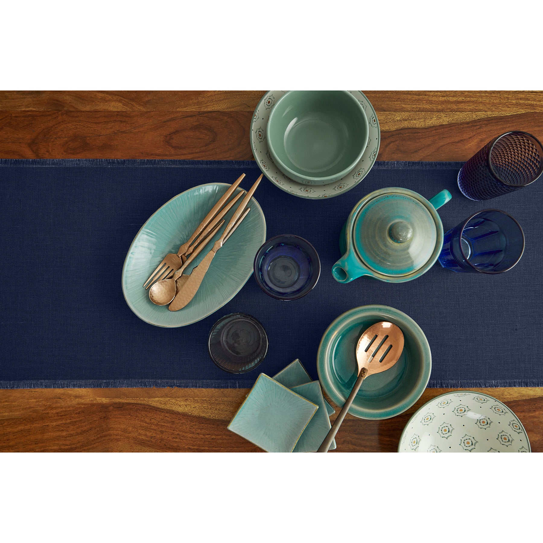 Elegant Fringe Table Runner for Dining Room Decor - Perfect for Weddings, Parties, and Home Decor