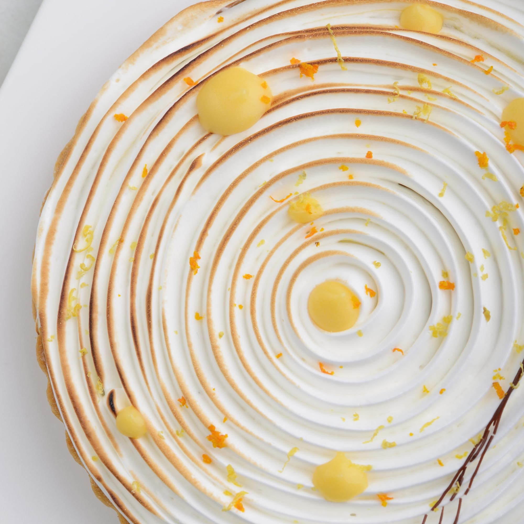 Electric Rotating Cake Stand with 28cm Plate, Standby Button to Pause Rotation Without Resetting Speed - Perfect for Baking, Decorating & Serving Desserts