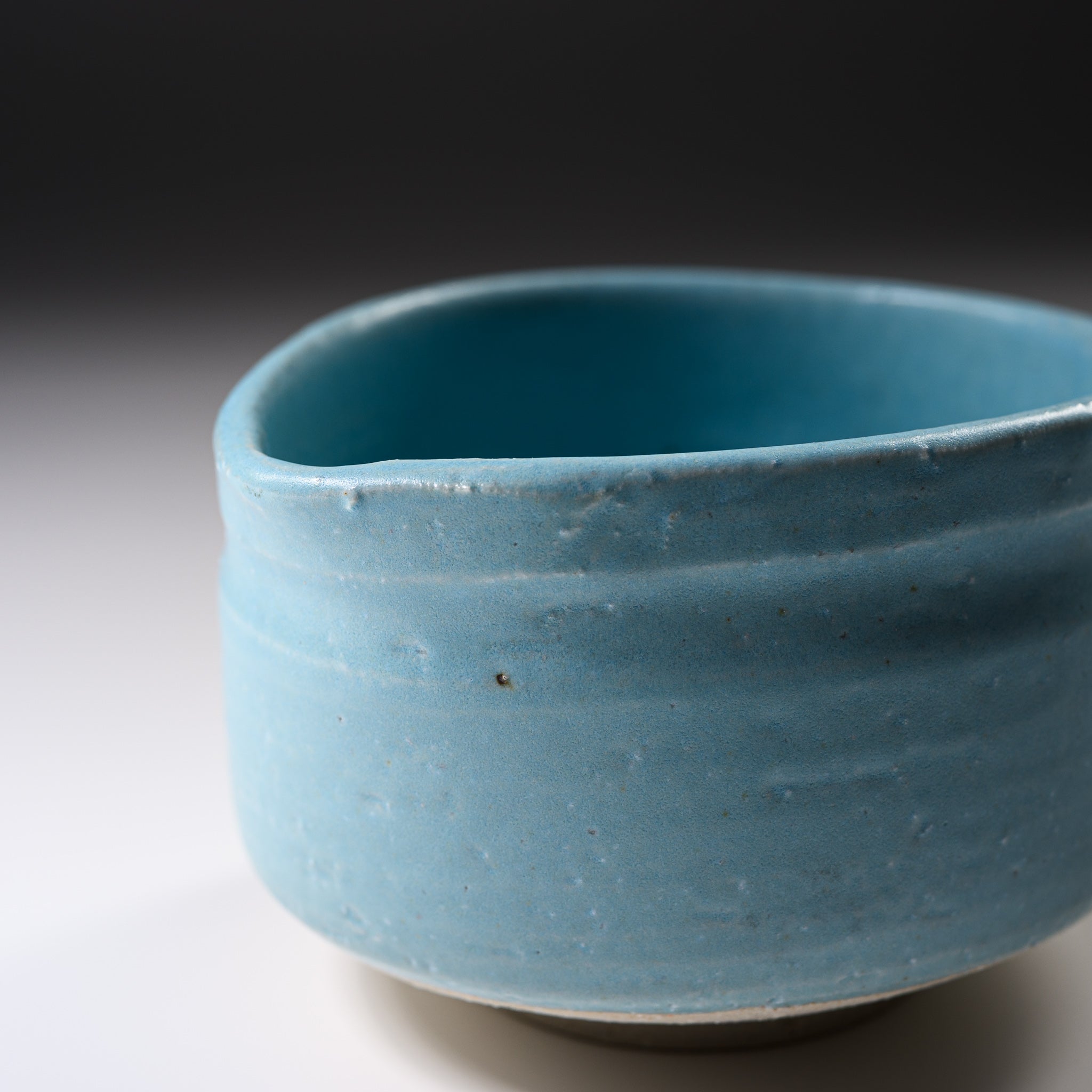 Premium Matcha Bowl with Spout - Handcrafted Matt Blue Ceramic Tea Cup for Japanese Tea Ceremony | Ideal for Matcha, Green Tea, and Traditional Tea Drinking Rituals