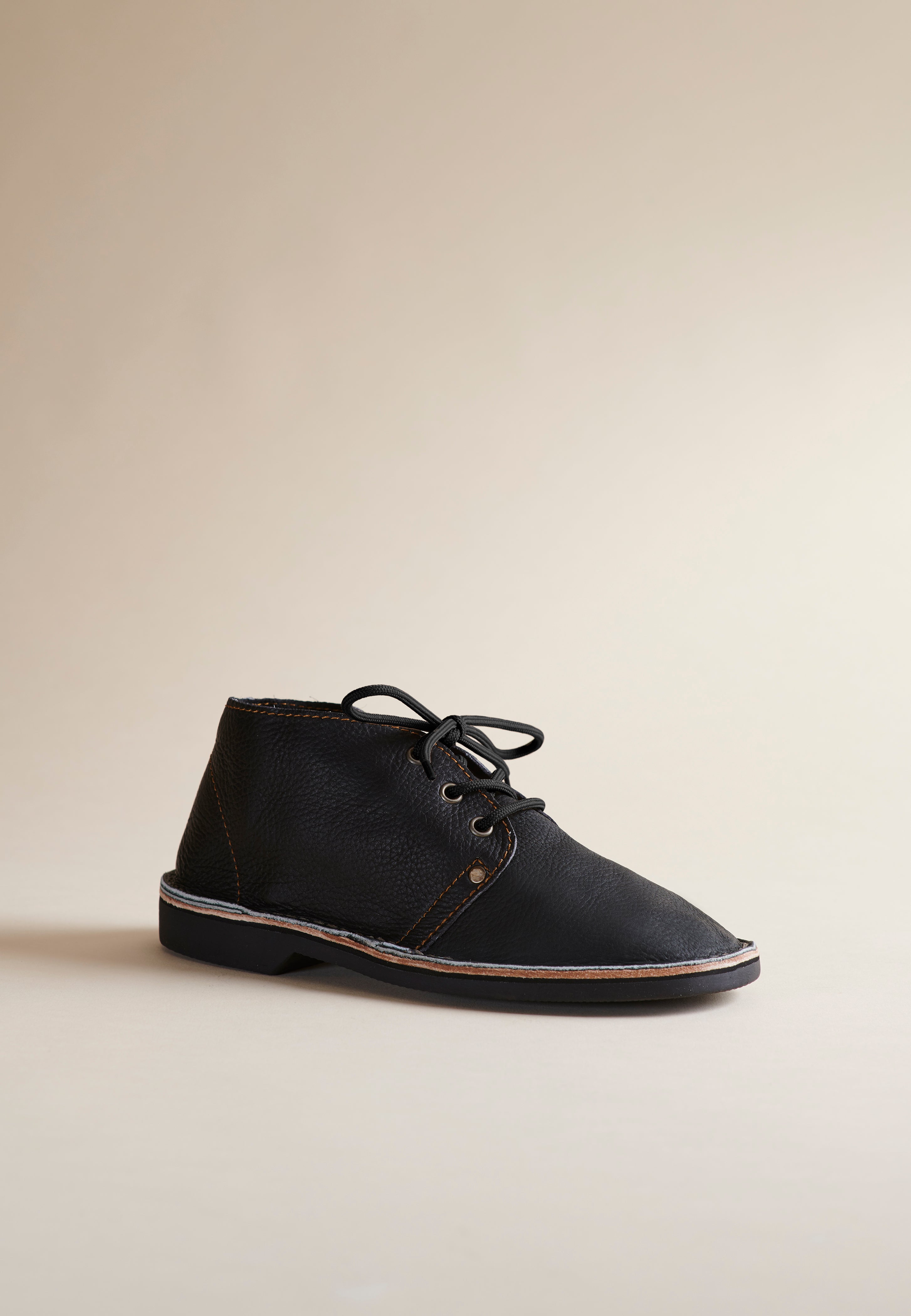 Premium Black Leather Erongo Vellies - Handmade Genuine Leather Shoes for Men | Perfect for Outdoor Adventures, Casual Wear & Travel