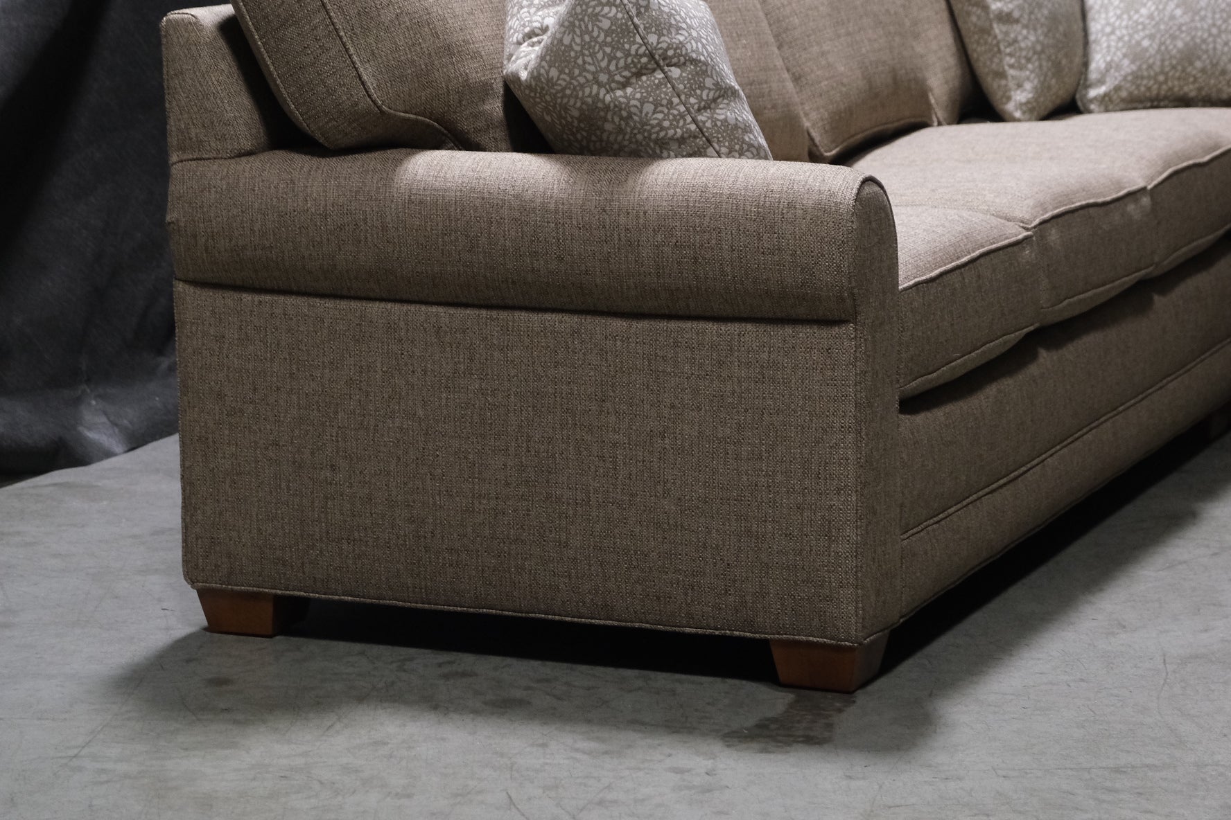 Temple Tailor Made 6600 Sock Arm Sectional Sofa - Premium Showroom Quality for Living Room & Home Theater Comfort