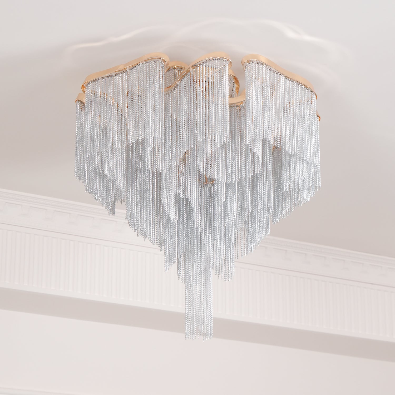 Modern Tassel Ceiling Lamp - Elegant Hanging Light Fixture for Living Room, Bedroom & Dining Room - Perfect for Home Decor and Ambient Lighting