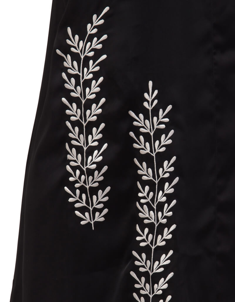 Elegant Black Dubai Abaya with Arabic Side Embroidery - Open Front Design for Women - Perfect for Prayer, Modest Fashion, and Special Occasions