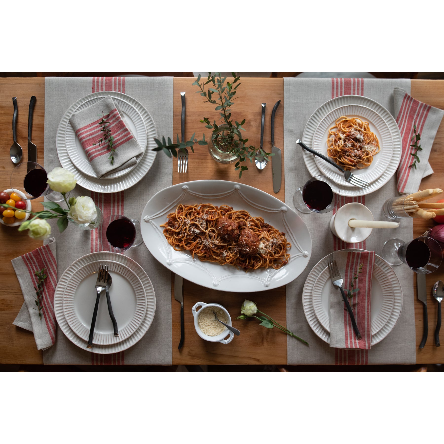 Farmhouse Style Cotton Napkins - Set of 4 for Dining, Kitchen & Party Decor - Rustic Table Linens for Everyday Use & Special Occasions