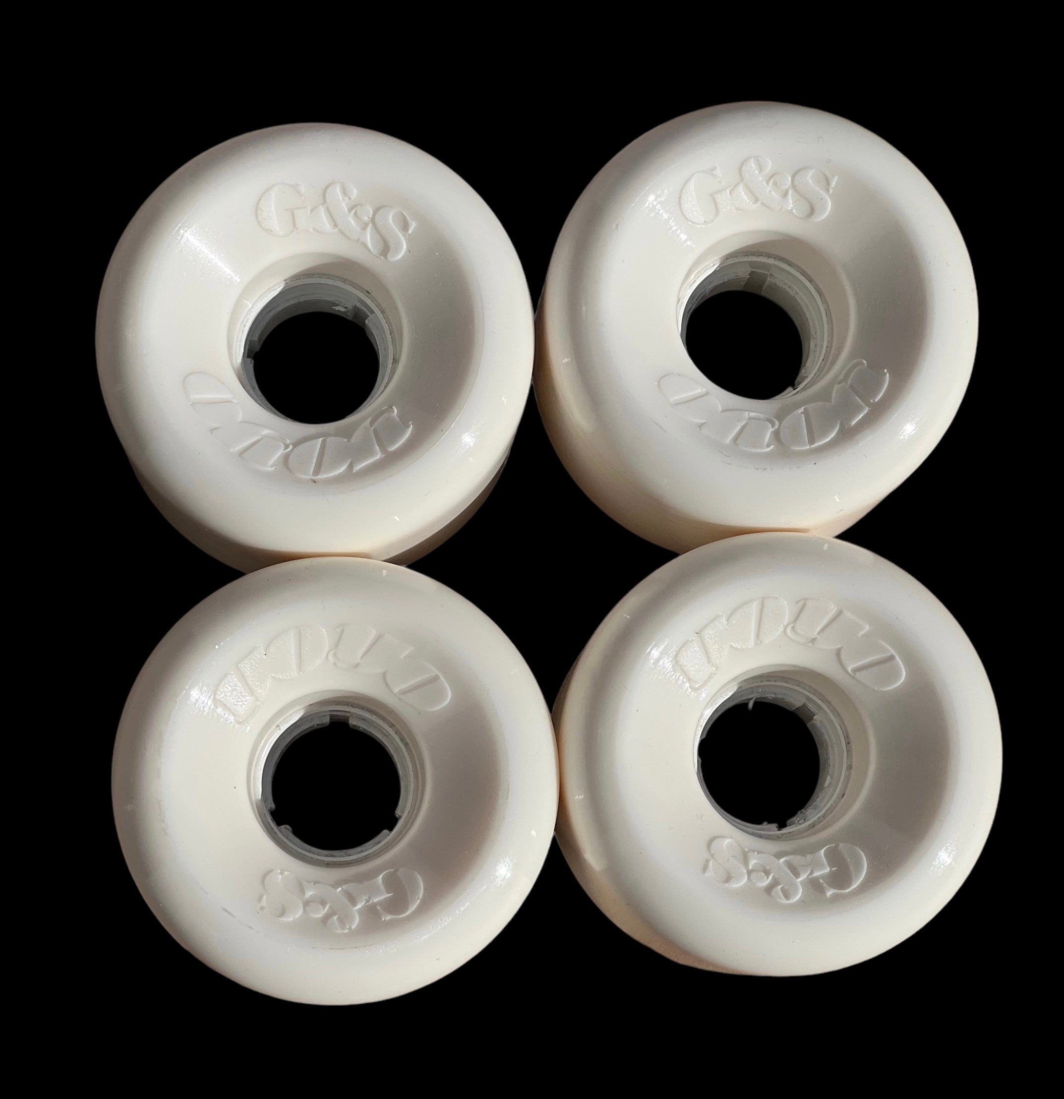 G&S White YoYo Skateboard Wheels 63mm 98a - High Performance Skateboard Wheels for Street & Park Skating - Perfect for Tricks & Smooth Riding
