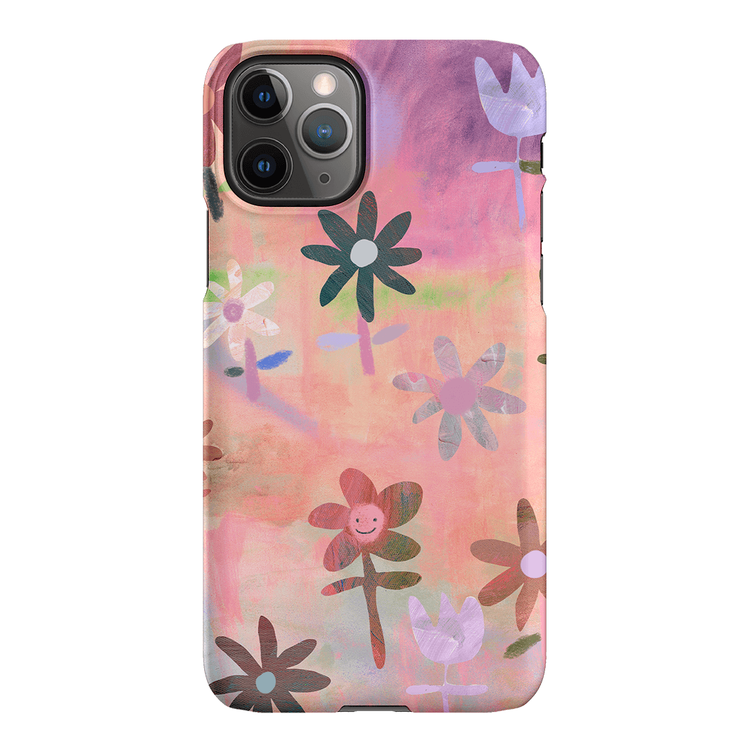 Premium Lazy Daisy Floral Phone Case - Shockproof & Slim Design for iPhone 15/14/13/12/Pro/Max - Perfect for Everyday Use, Travel & Outdoor Activities