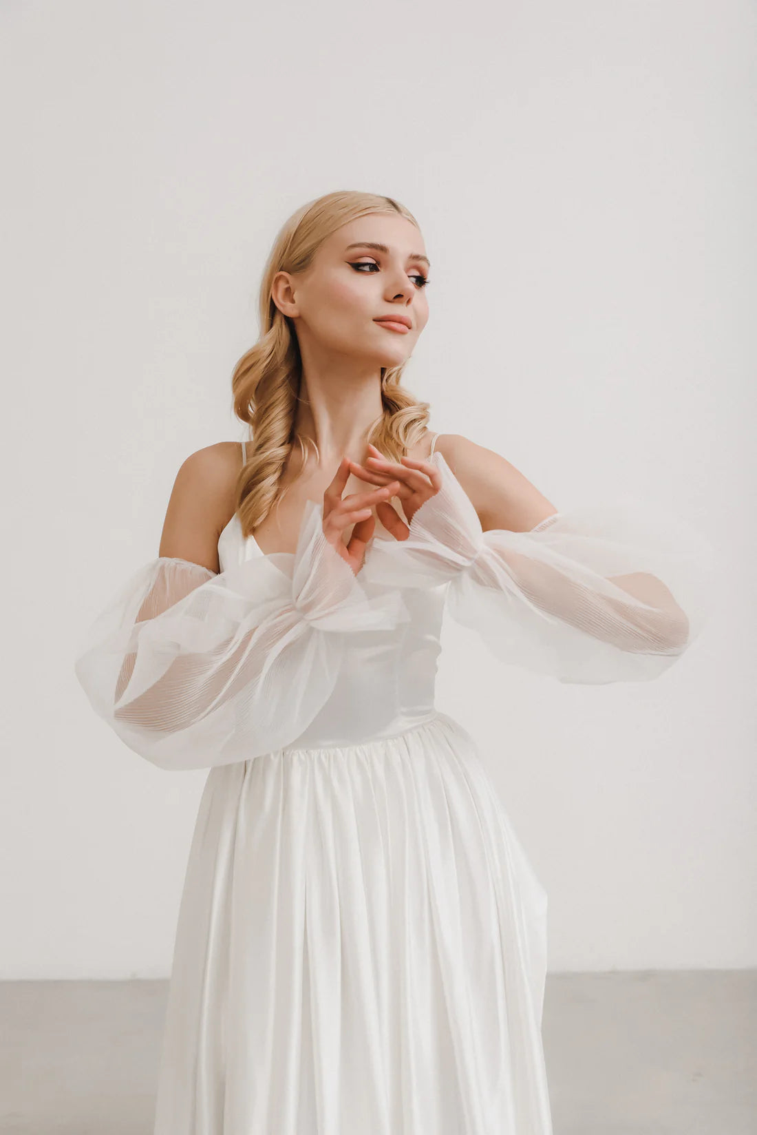 Mary Sleeves - Elegant Lace Long Sleeves for Women | Perfect for Weddings, Parties & Formal Occasions