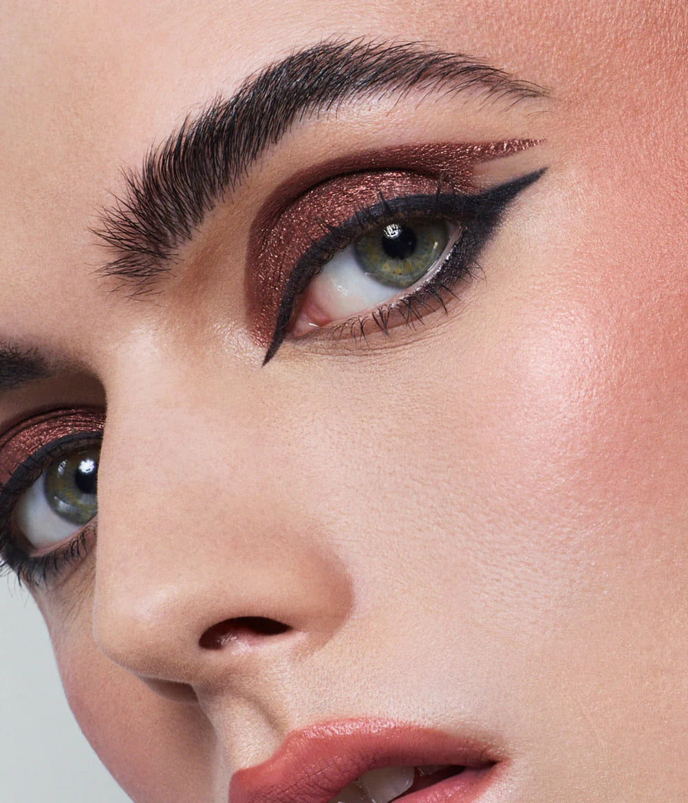 R.E.M. Beauty Lustrous Liquid Eyeshadow - Long Lasting Shimmery Eye Makeup for Day & Night Wear - Perfect for Parties, Date Nights & Special Occasions