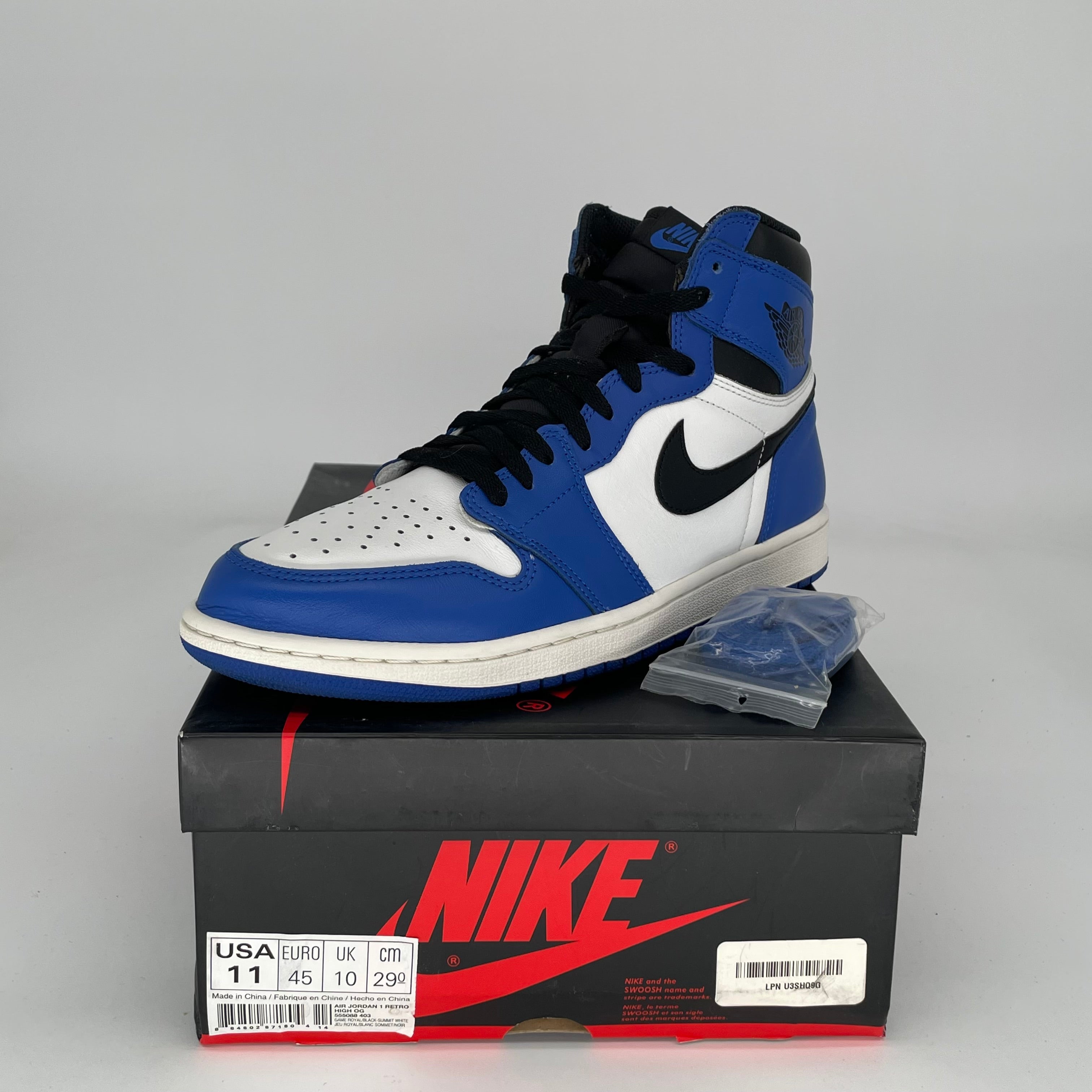 AIR JORDAN 1 GAME ROYAL Sneakers - Men's Size 11 (555088-403) - Basketball Shoes for Court & Streetwear Fashion