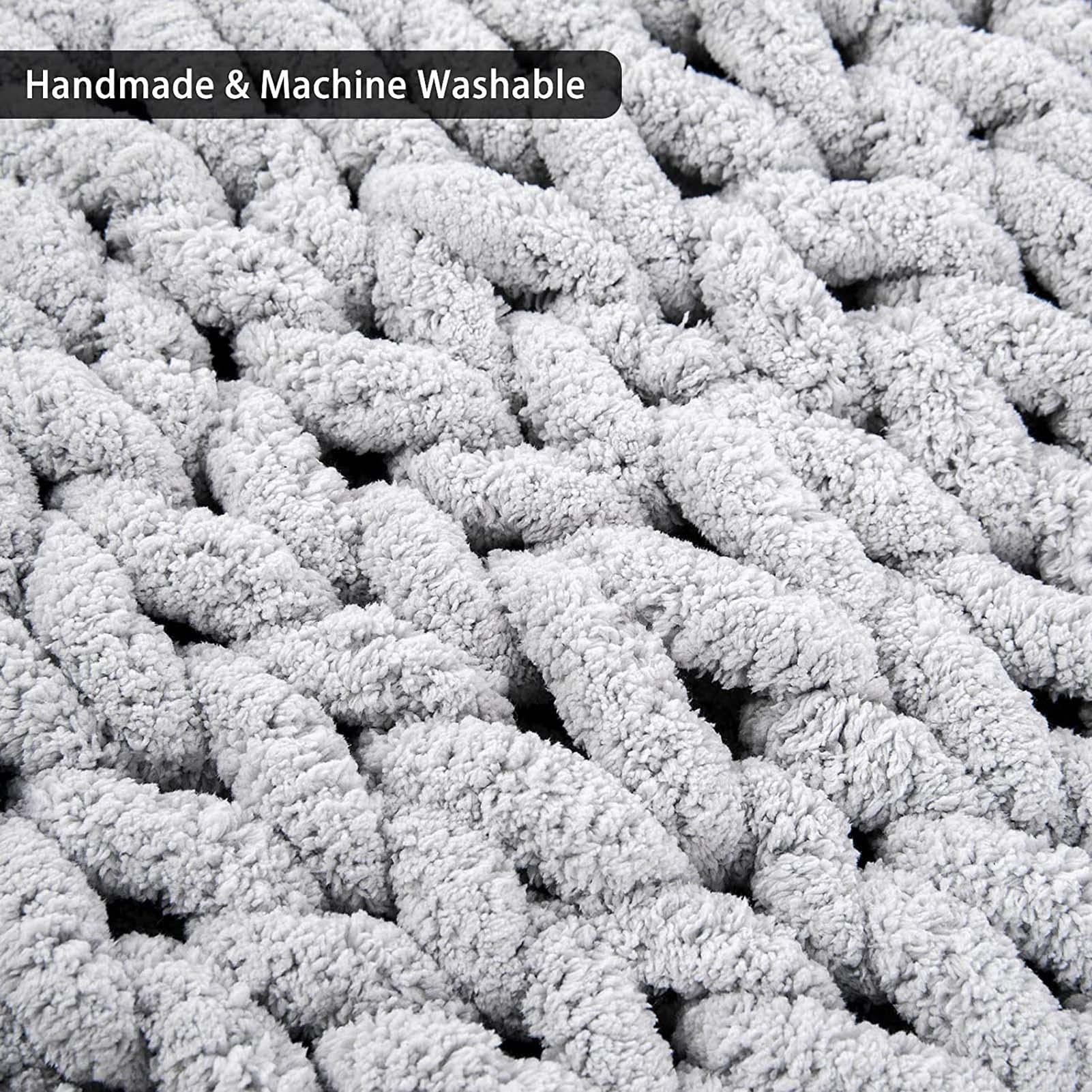 Soft Chunky Knit Throw Blanket 39x39 Inches (100x100cm) - Cozy & Bulky Blanket for Bed, Sofa, Dorm - Perfect for Snuggling, Netflix Nights & Winter Warmth