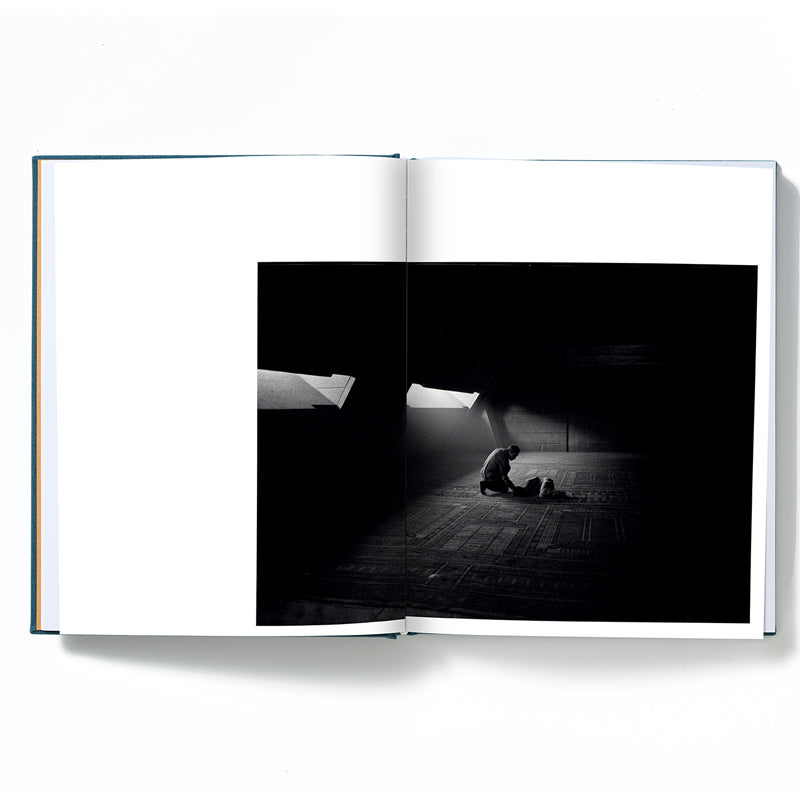 Dune: Exposures by Josh Brolin - Official Art Book | Behind-the-Scenes Photography & Film Insights | Perfect for Sci-Fi Fans & Movie Collectors