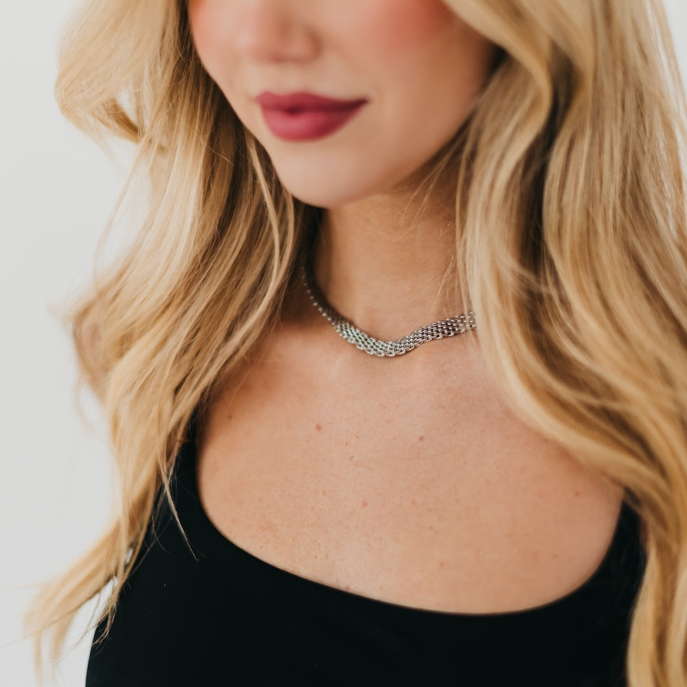 Addelynn Elegant Mesh Necklace - Waterproof Gold Plated Jewelry for Women - Perfect for Parties, Weddings & Everyday Wear