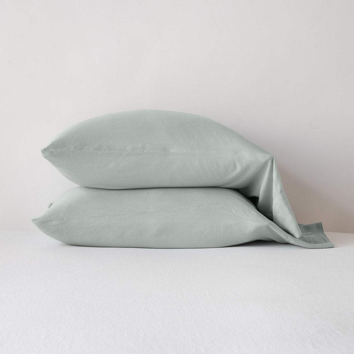 Premium Madera Luxe Pillowcase (Single) - 100% Organic Cotton Cooling Pillow Cover for Hot Sleepers - Perfect for Bedroom, Hotel, Travel & Home Decor