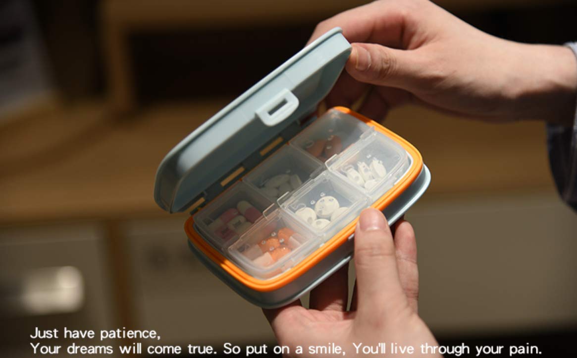 Mini Travel Pill Organizer Case - Moisture-Proof Portable Pill Box for Vitamins, Fish Oil & Medication (Large Green) - Perfect for Purse, Pocket & On-The-Go Use