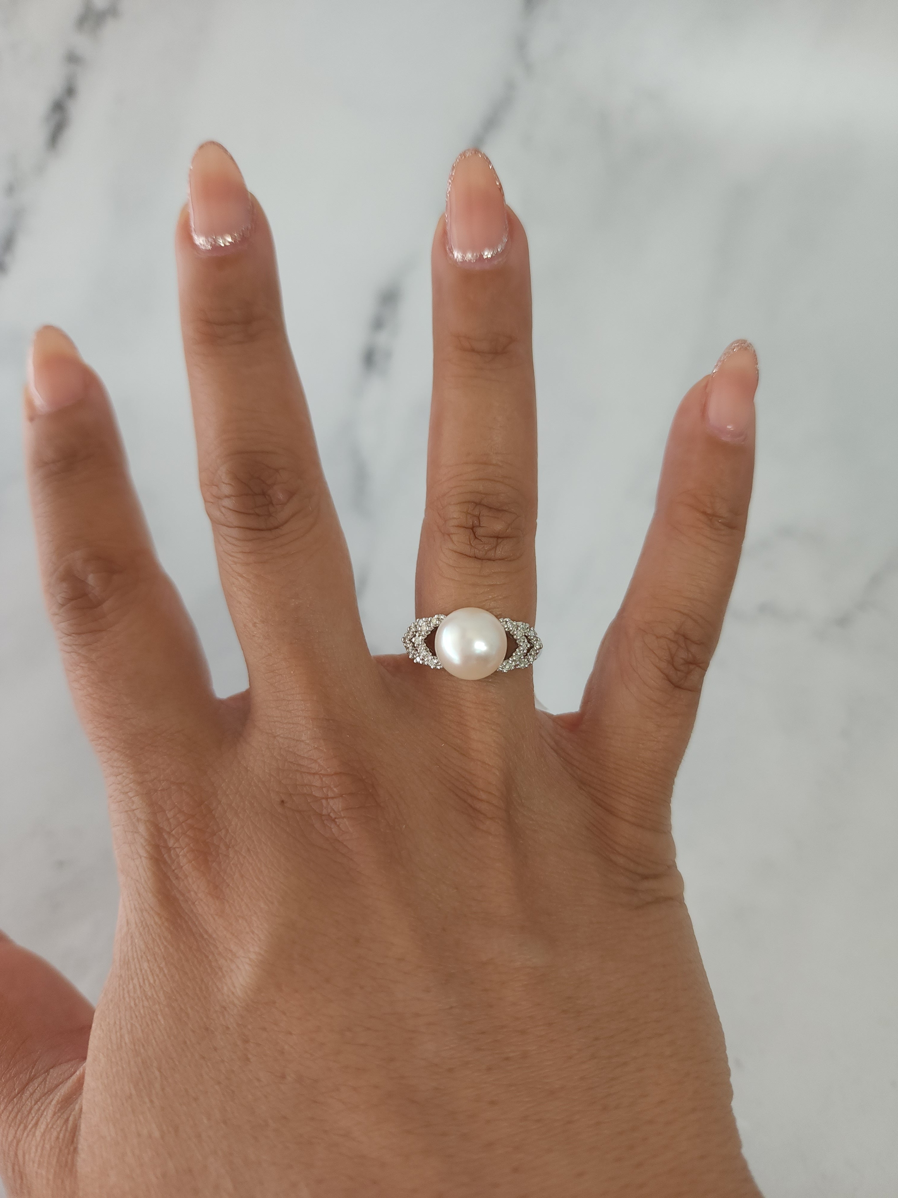 14K White Gold Freshwater Pearl & Diamond Ring - 0.10cttw Elegant Jewelry for Women, Perfect for Weddings, Anniversaries & Special Occasions