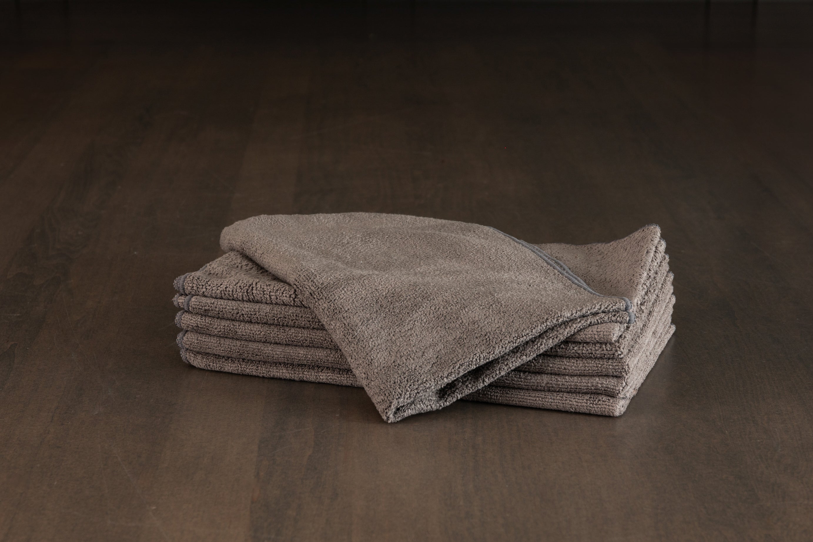Multi-Purpose Microfiber Towel 3.0 - Super Absorbent, Quick Dry, Lightweight for Gym, Travel, Camping & Home Use