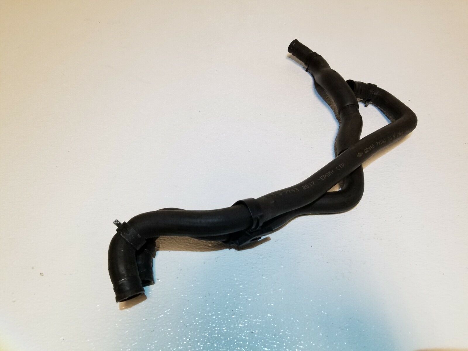 04-07 Nissan Maxima Coolant Hose Pipe Kit - 2PCS OEM Replacement for Engine Cooling System - Perfect for Daily Commuting & Road Trips