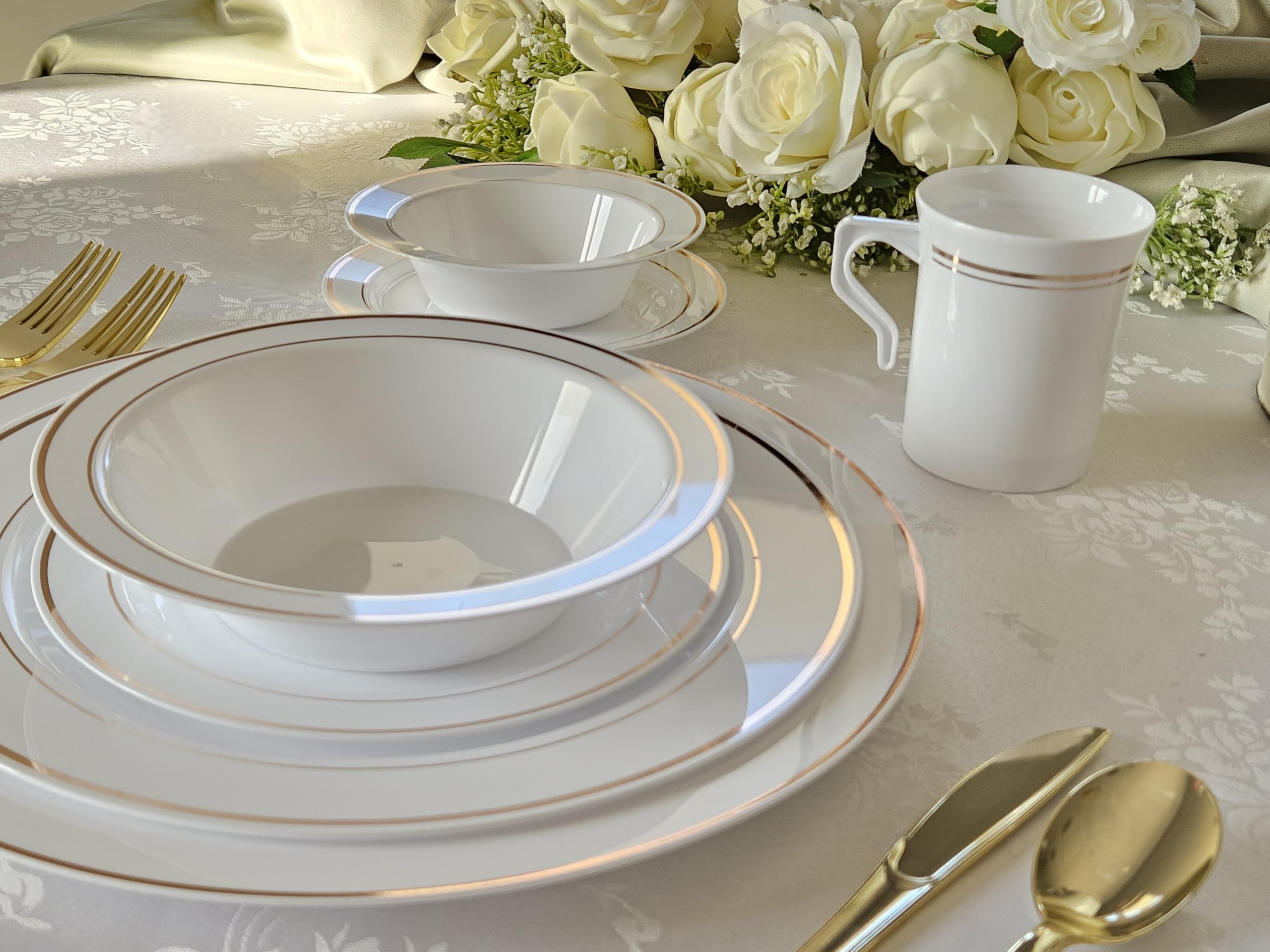 120-Pack Heavyweight Disposable Plastic Plates for Wedding & Party - 7.5