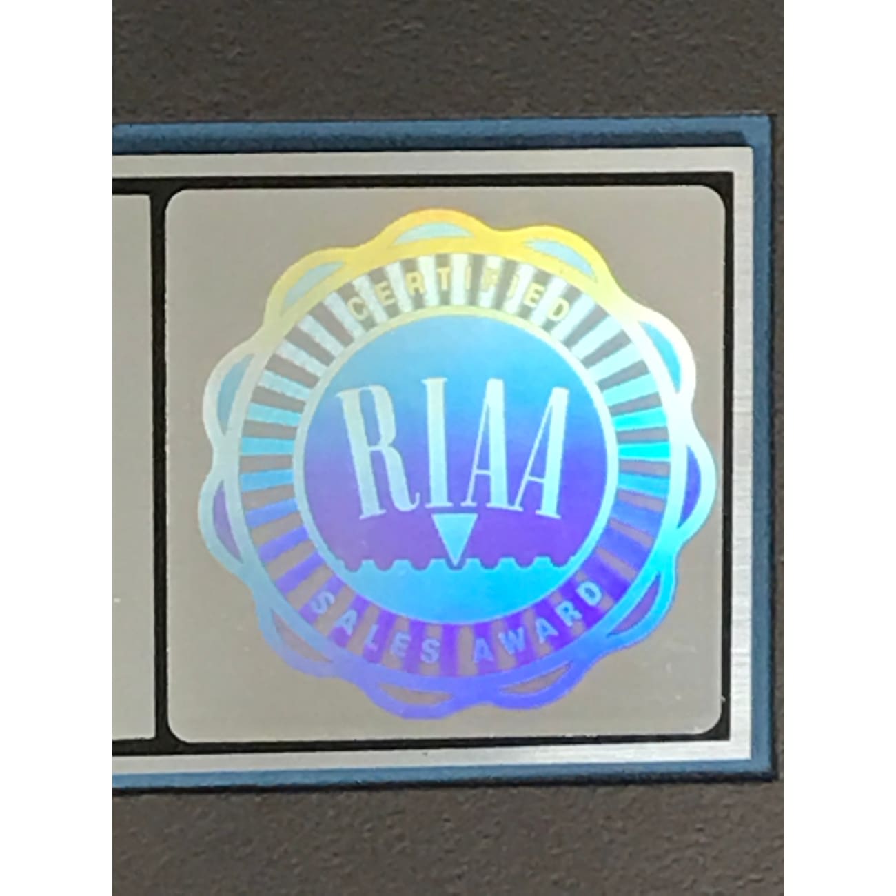 George Harrison Cloud 9 RIAA Certified Platinum Album Award - Official Music Collectible for Beatles Fans & Vinyl Record Enthusiasts - Perfect for Home Display, Music Room Decor & Beatles Memorabilia Collections