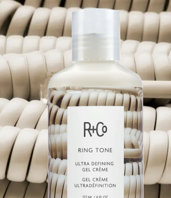 R+Co Ring Tone Ultra Defining Gel Creme - Lightweight Styling Cream for Defined Curls & Waves - Perfect for Beachy Waves, Everyday Hairstyles & Salon-Quality Results at Home