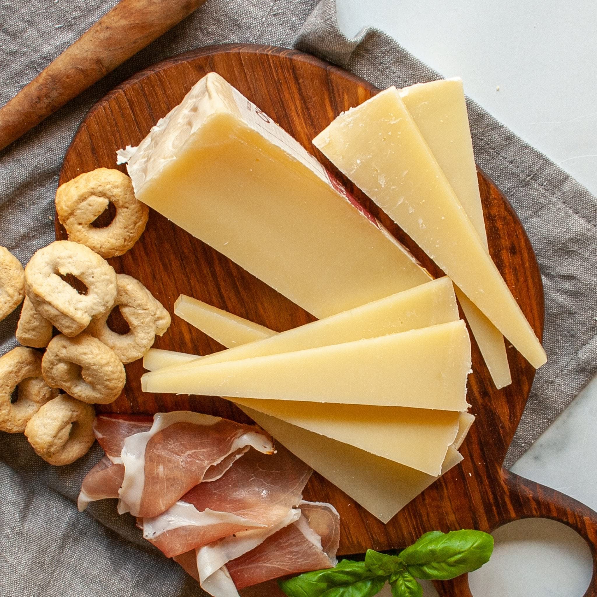 Premium Italian Gourmet Gift Basket - Authentic Italian Food & Wine Collection - Perfect for Holidays, Corporate Gifts & Special Occasions