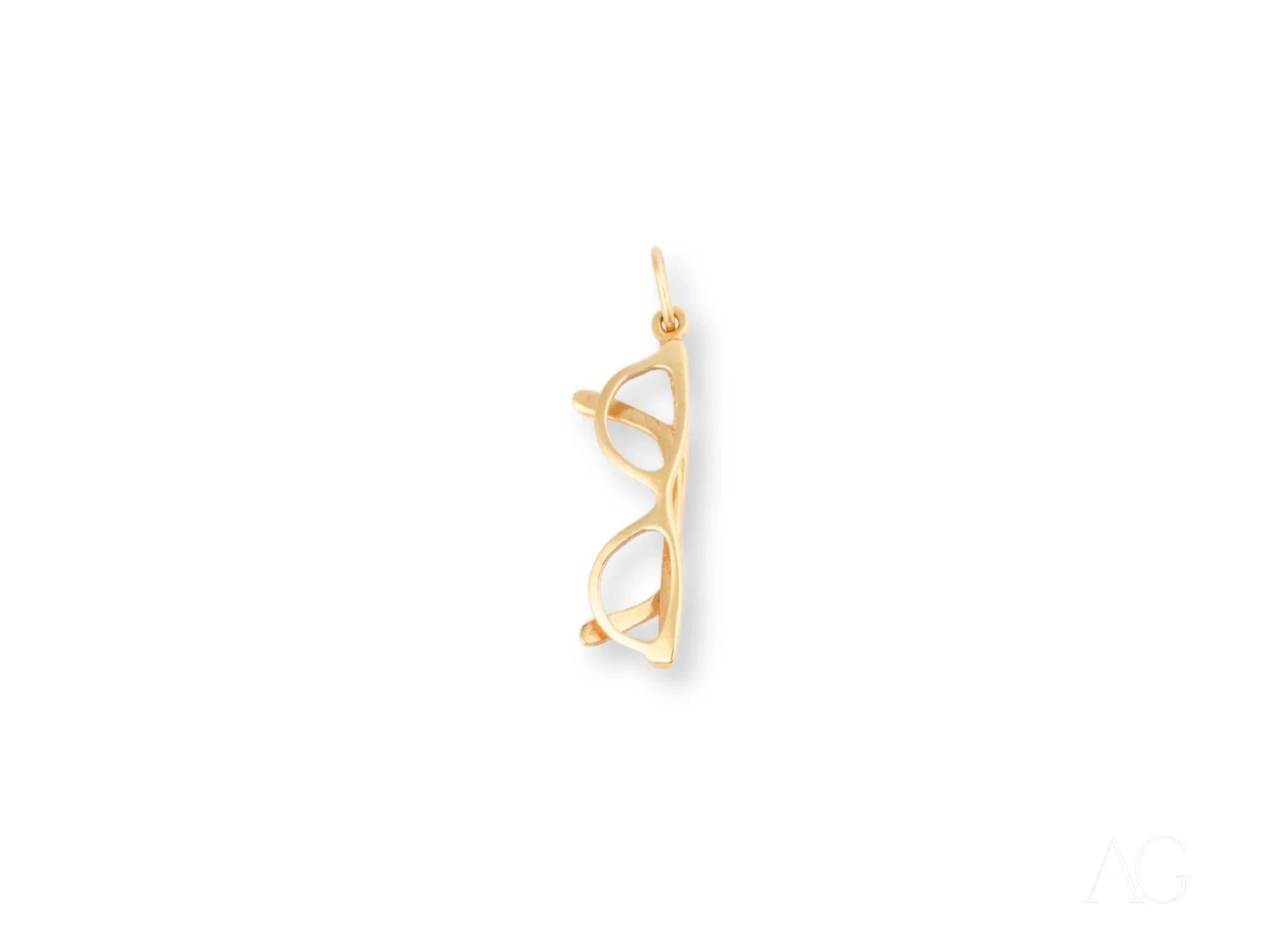 Golden Vision Glasses Pendant Necklace - Elegant Eyeglass Chain for Women & Men - Perfect for Reading, Fashion Accessories, and Everyday Use