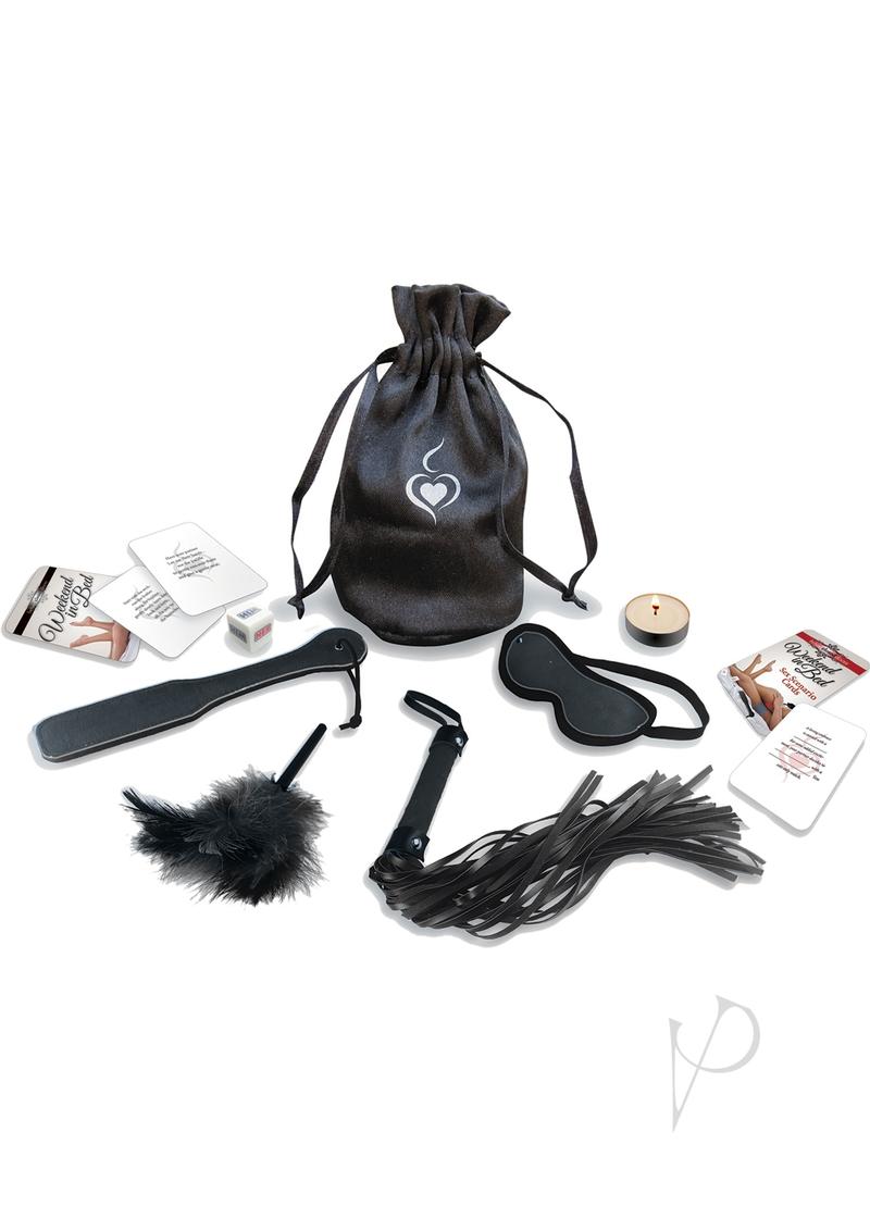 Romantic Couples Game - Behind Closed Doors Weekend In Bed Kit for Lovers | Fun Date Night & Anniversary Gift for Couples | Perfect for Valentine's Day & Romantic Getaways